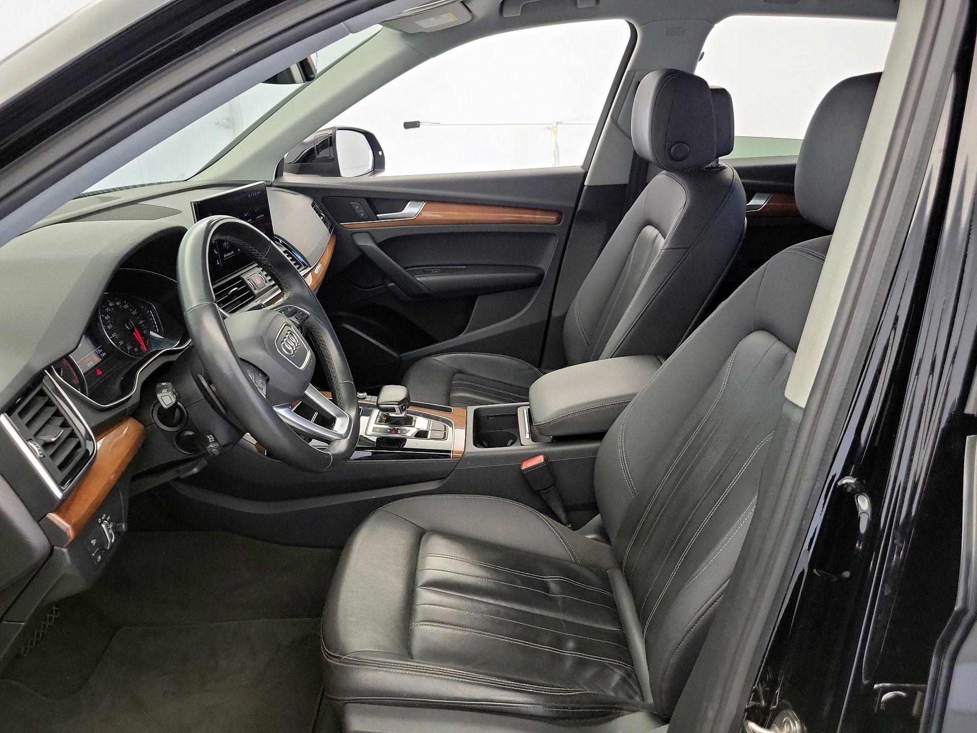 Thumbnail: 2021 Audi Q5 - 11