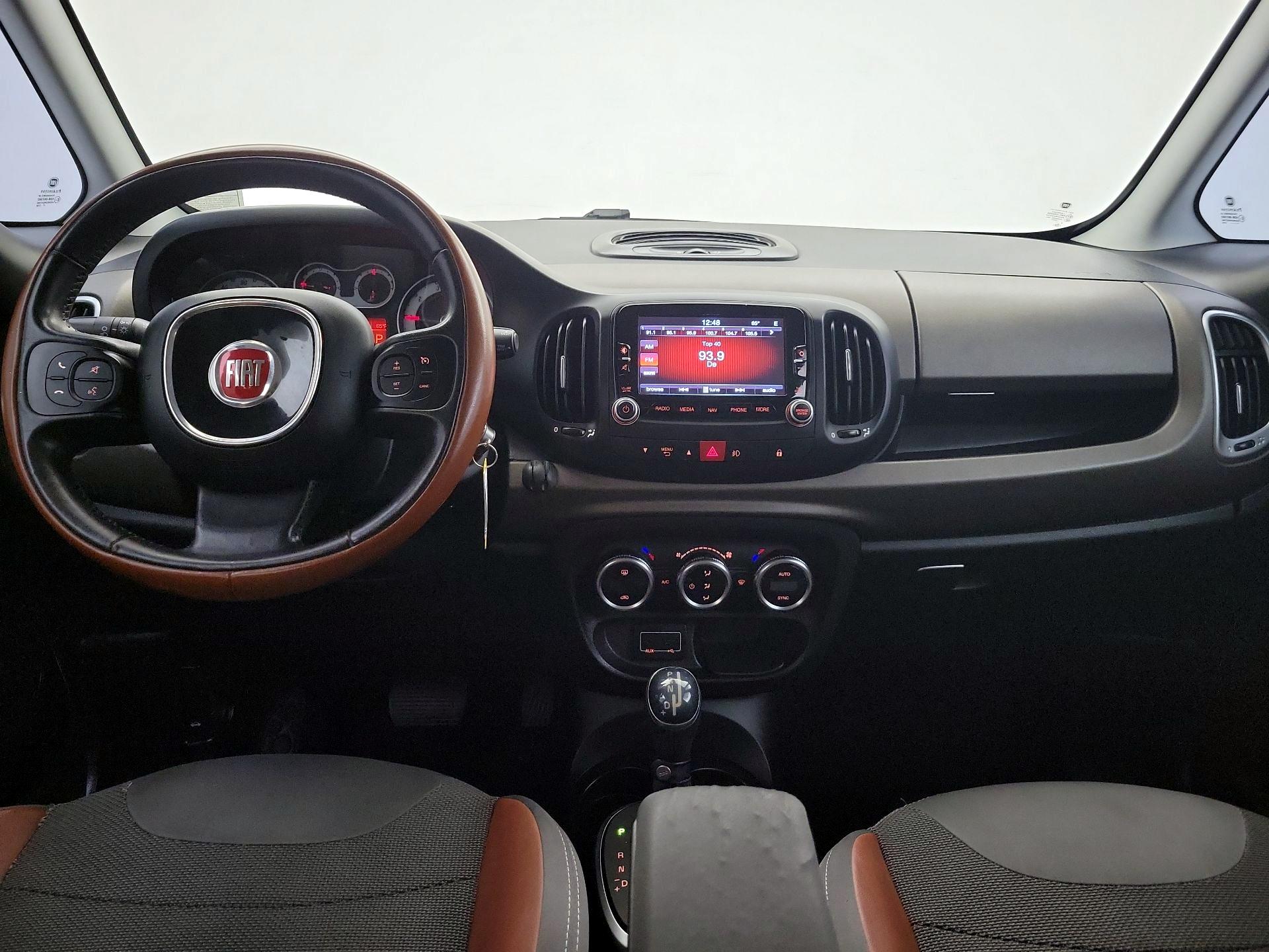 Thumbnail: 2016 Fiat 500L - 9