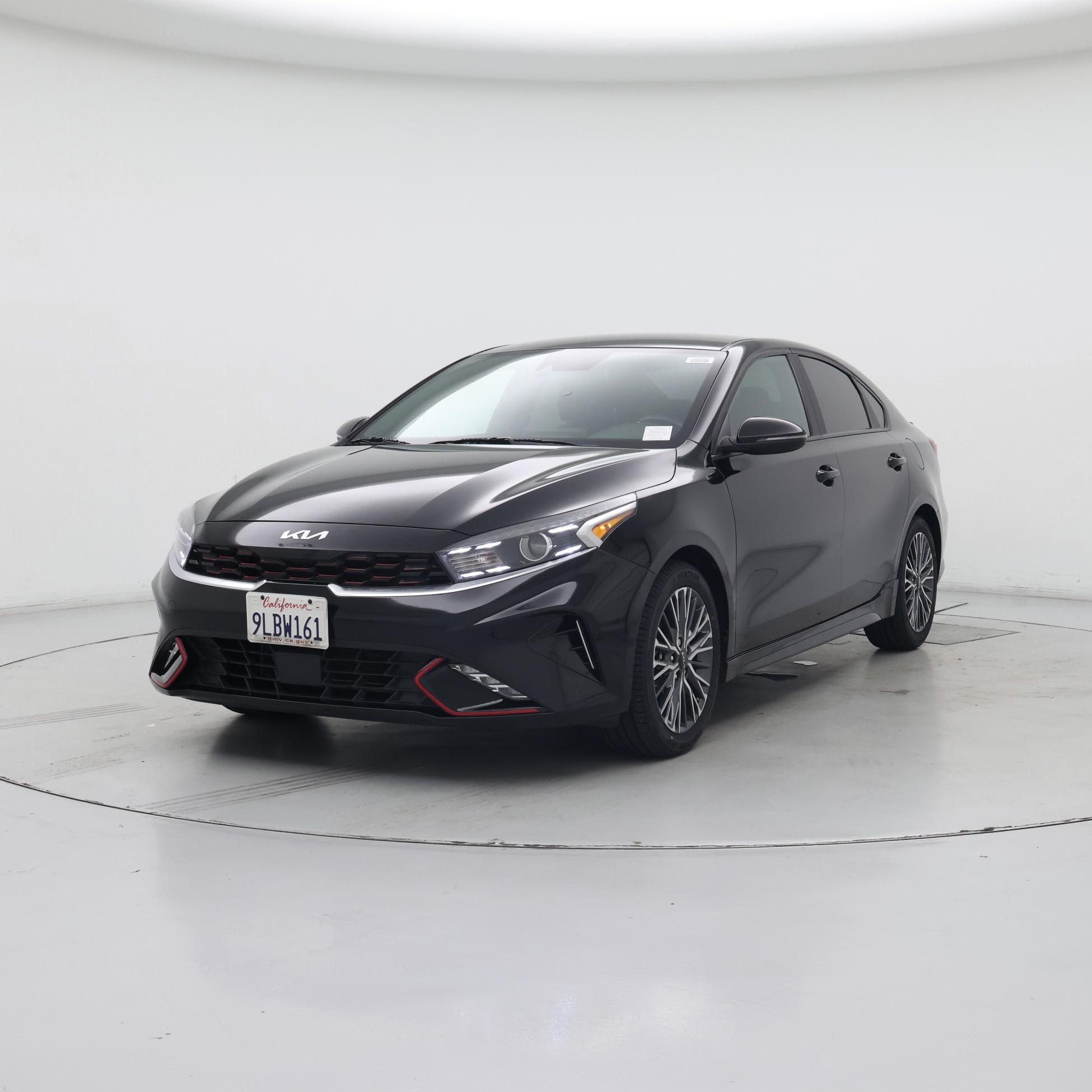 Thumbnail: 2024 Kia Forte - 4