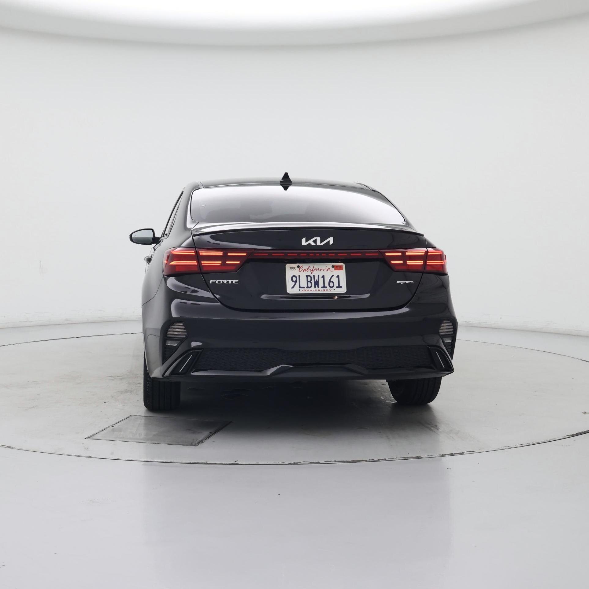 Thumbnail: 2024 Kia Forte - 6