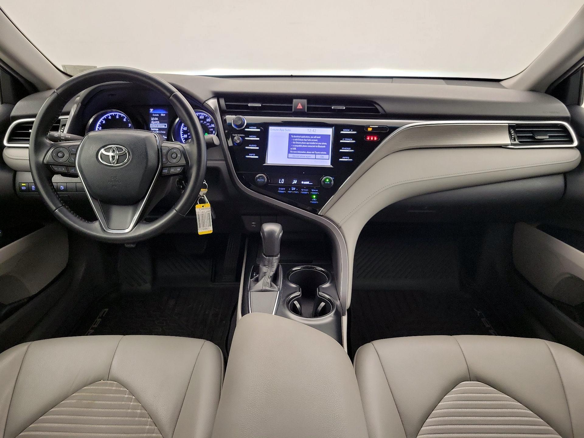 Thumbnail: 2018 Toyota Camry - 9