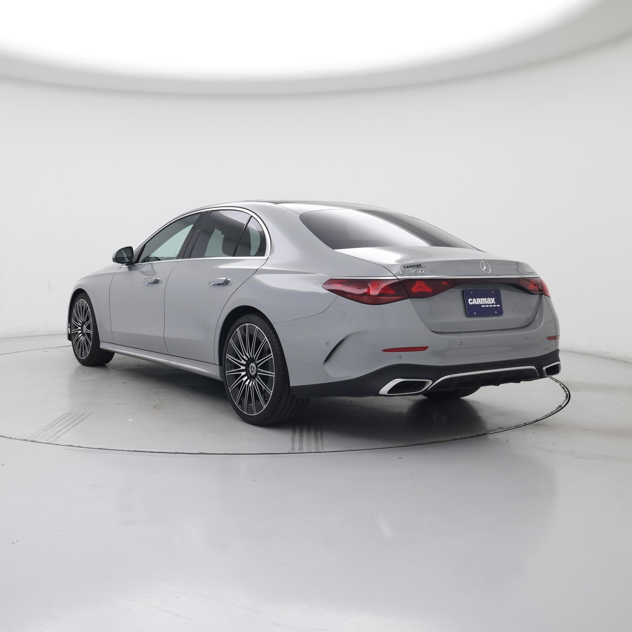Thumbnail: 2025 Mercedes-Benz E-Class - 2