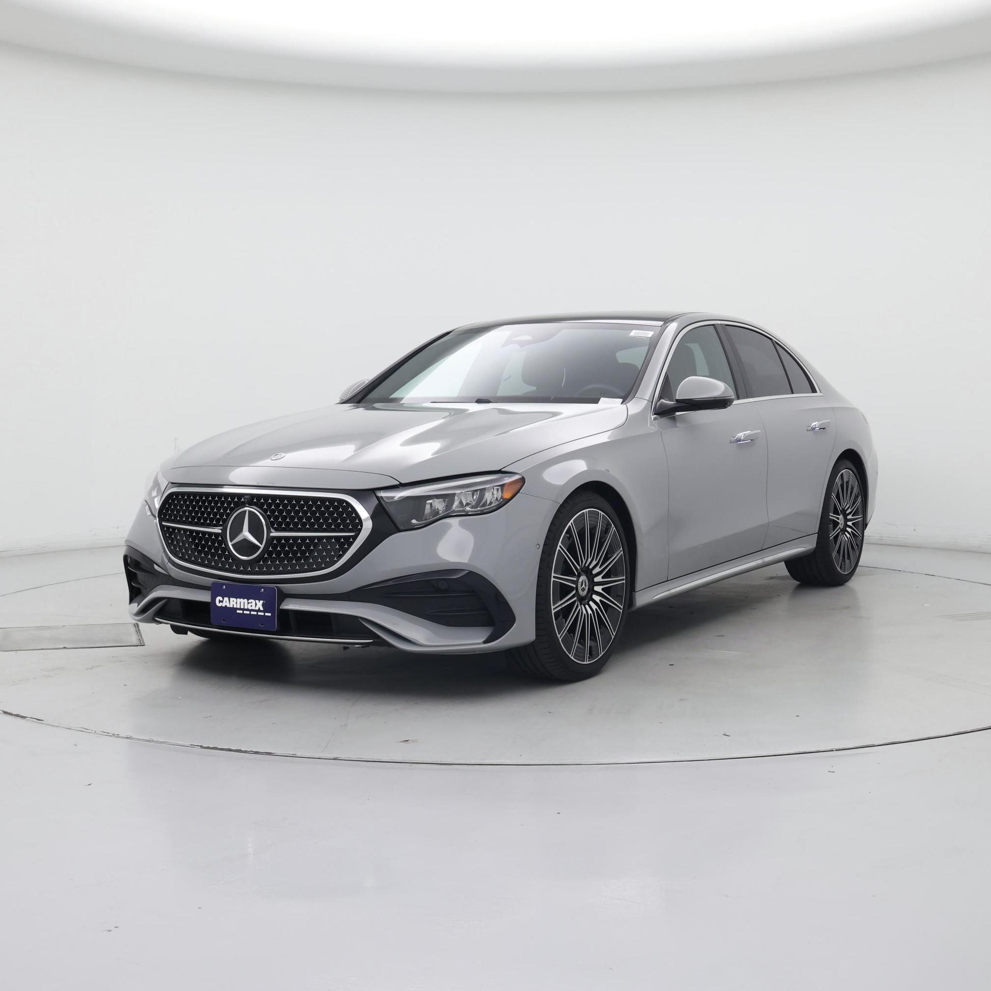 Thumbnail: 2025 Mercedes-Benz E-Class - 4