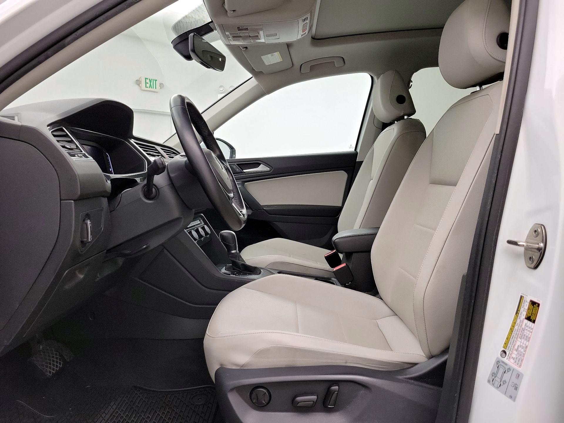 Thumbnail: 2019 Volkswagen Tiguan - 11