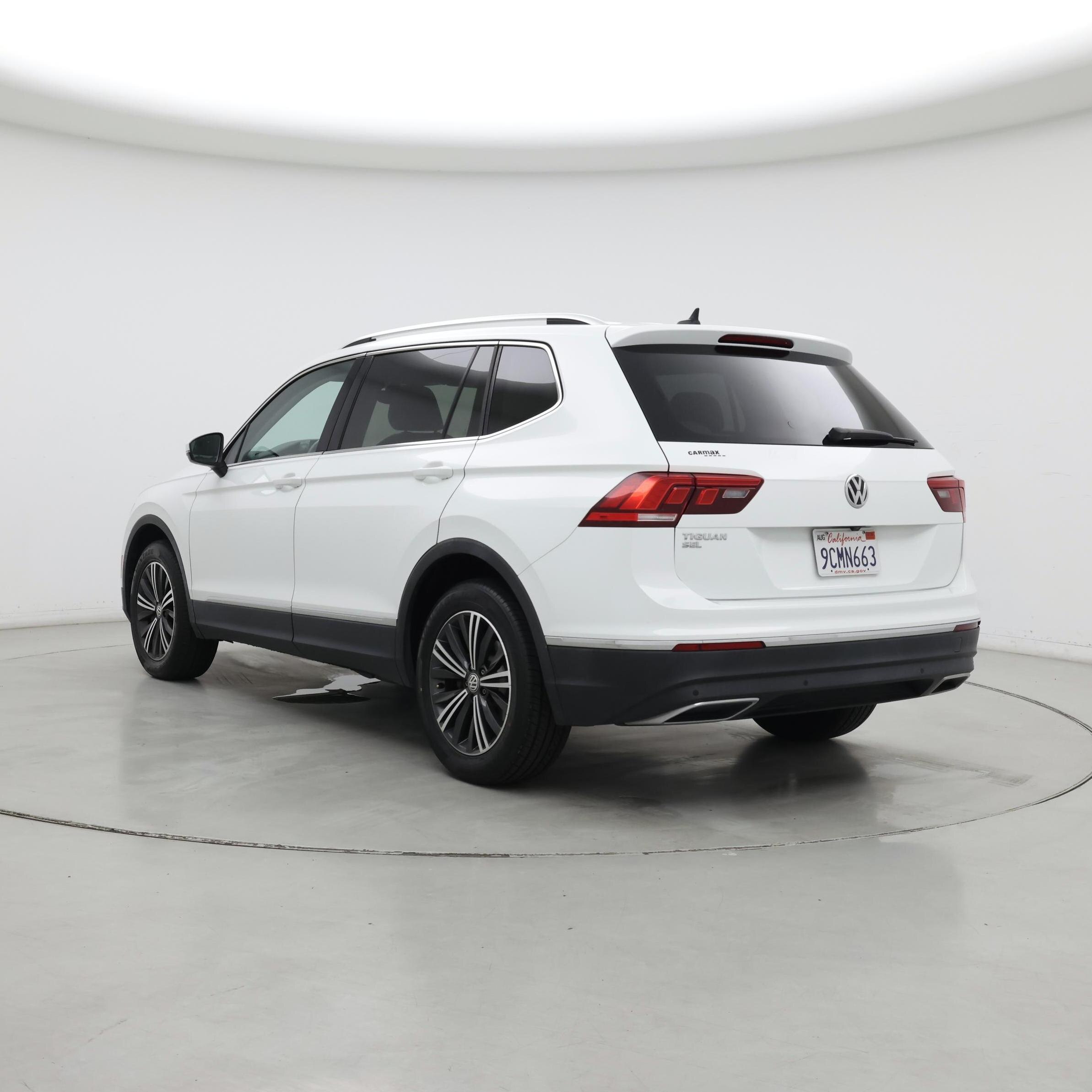 Thumbnail: 2019 Volkswagen Tiguan - 2