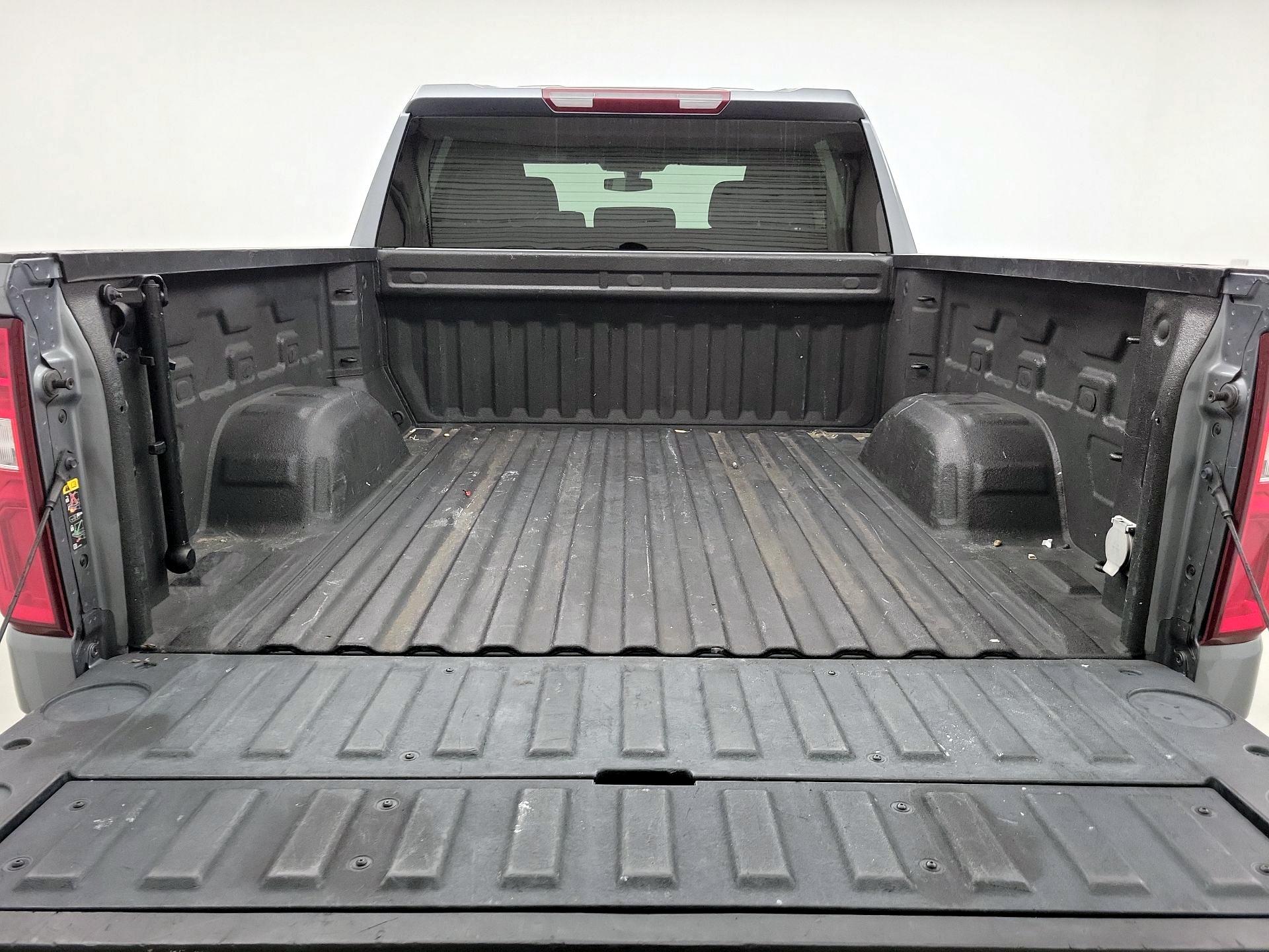 Thumbnail: 2022 Chevrolet Silverado 1500 - 20