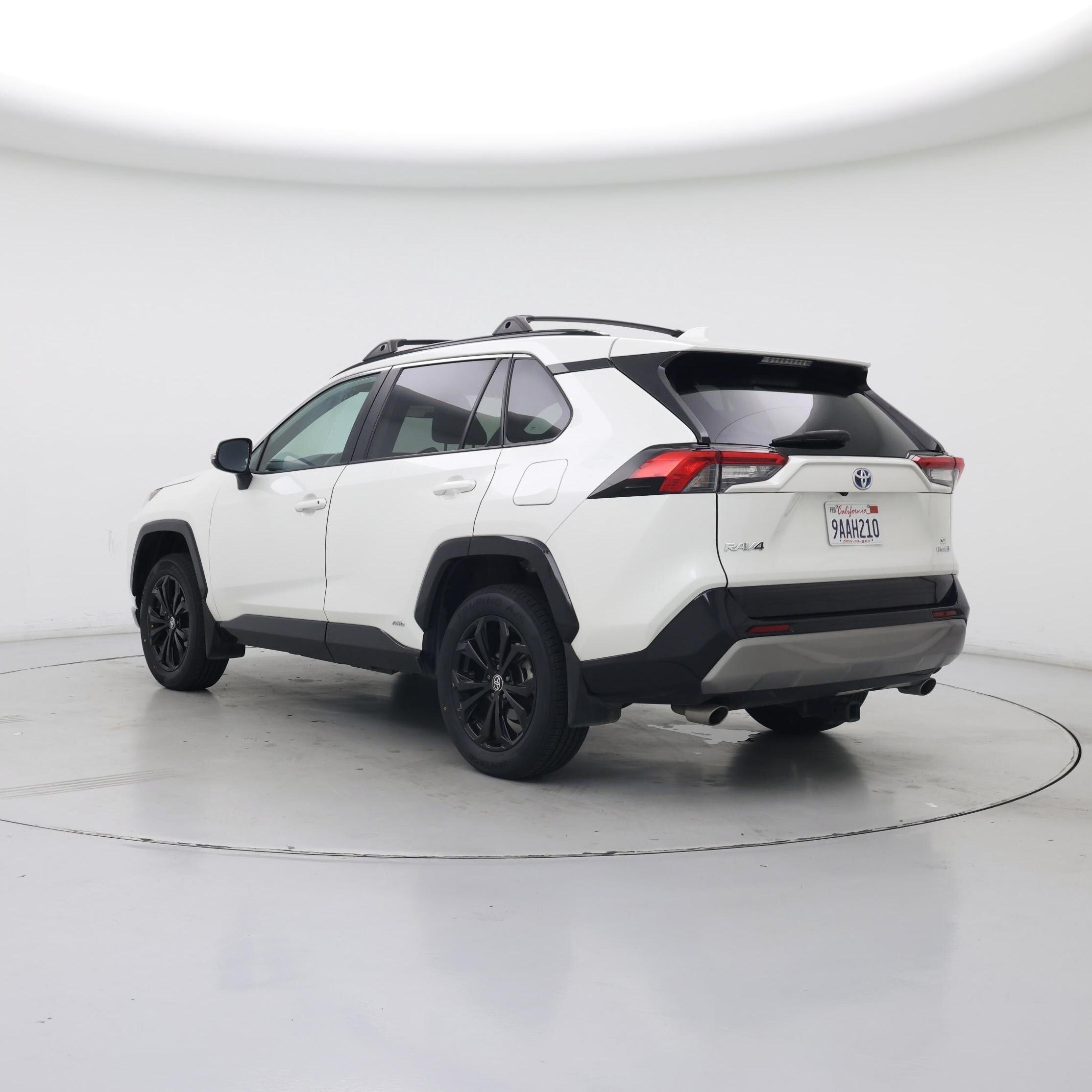Thumbnail: 2022 Toyota RAV4 - 2