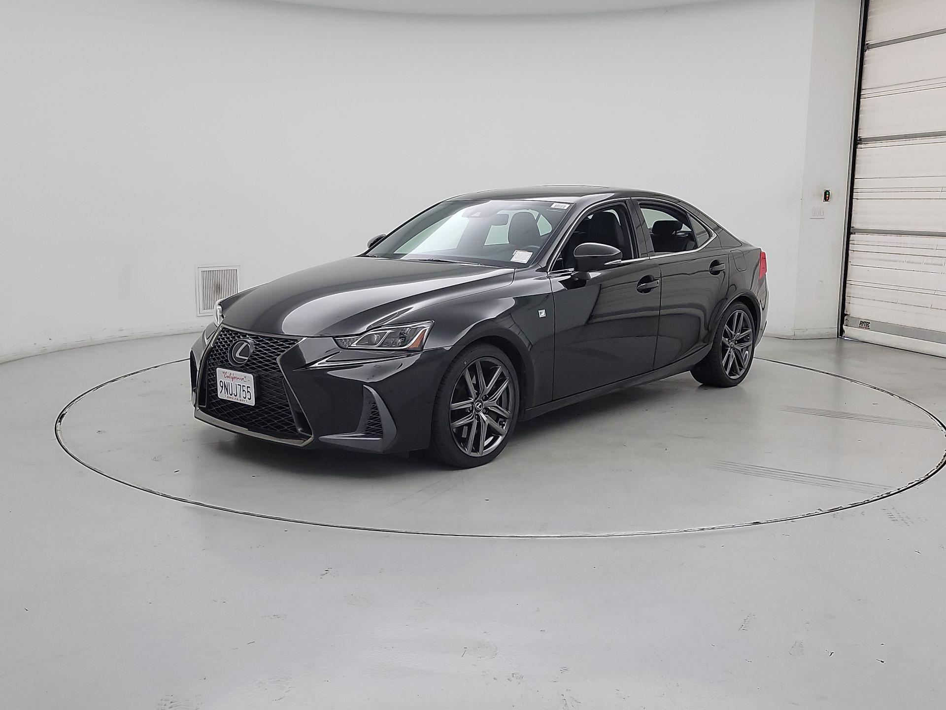 Thumbnail: 2020 Lexus IS - 3