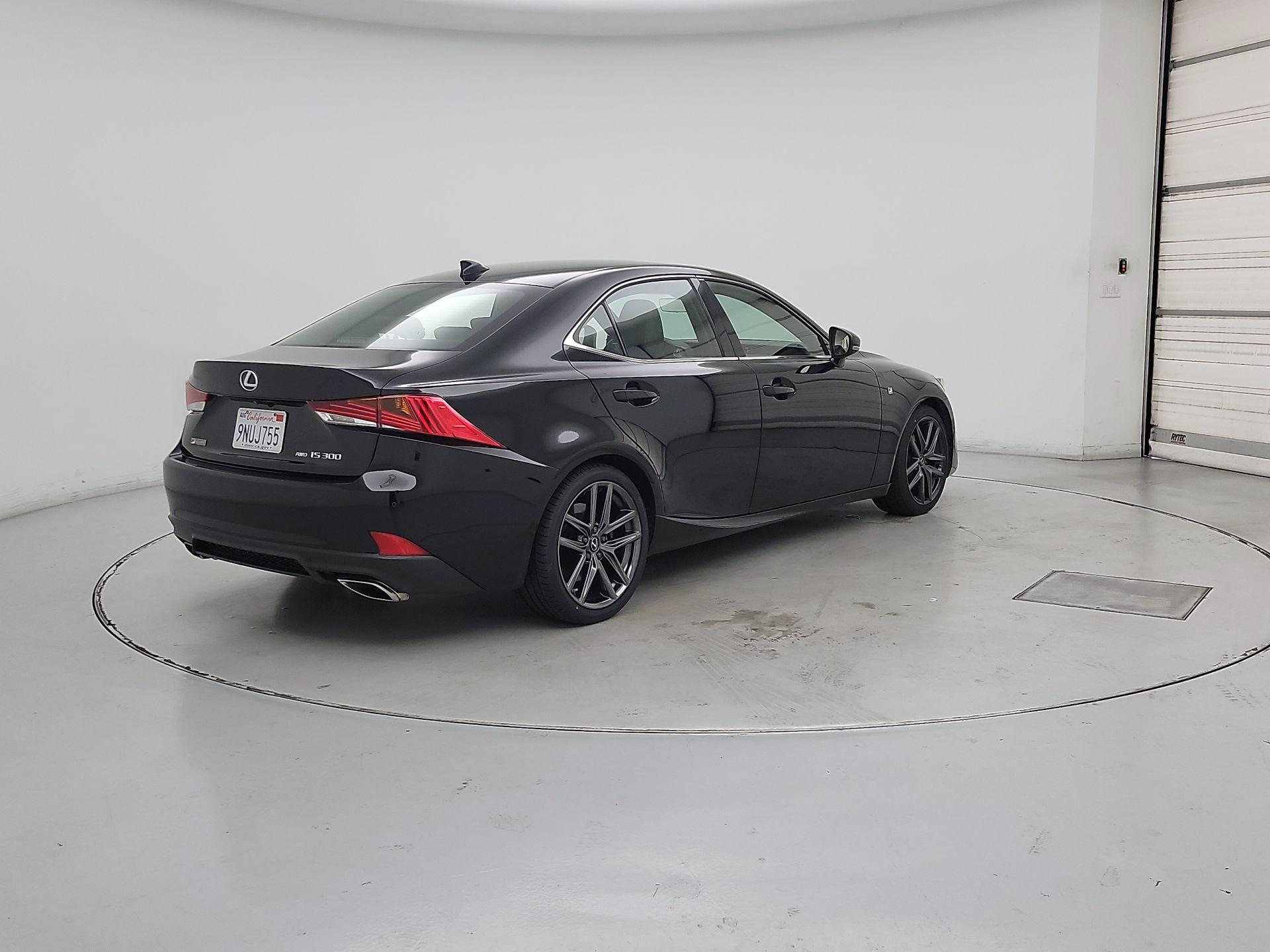 Thumbnail: 2020 Lexus IS - 5