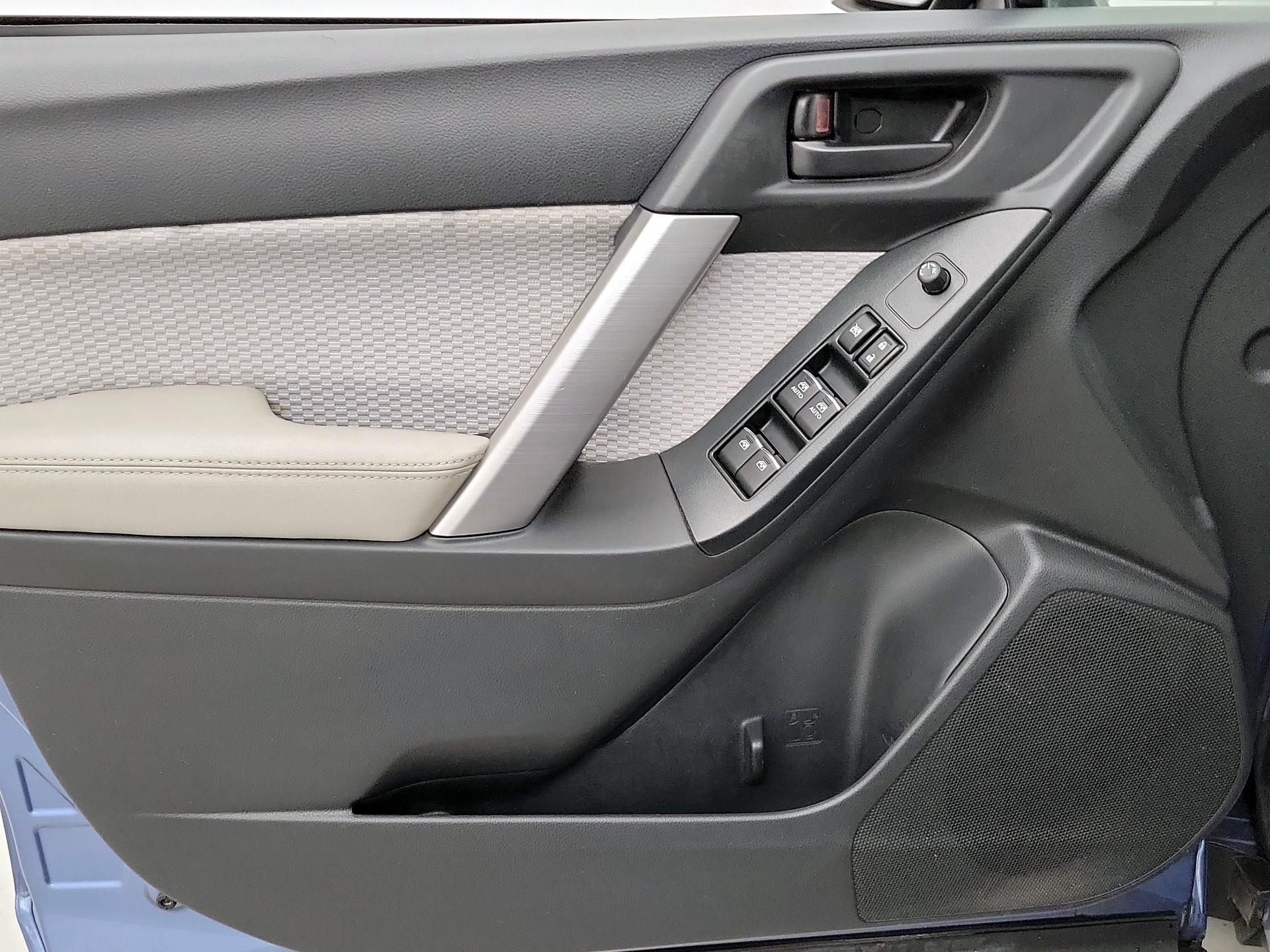Thumbnail: 2018 Subaru Forester - 12