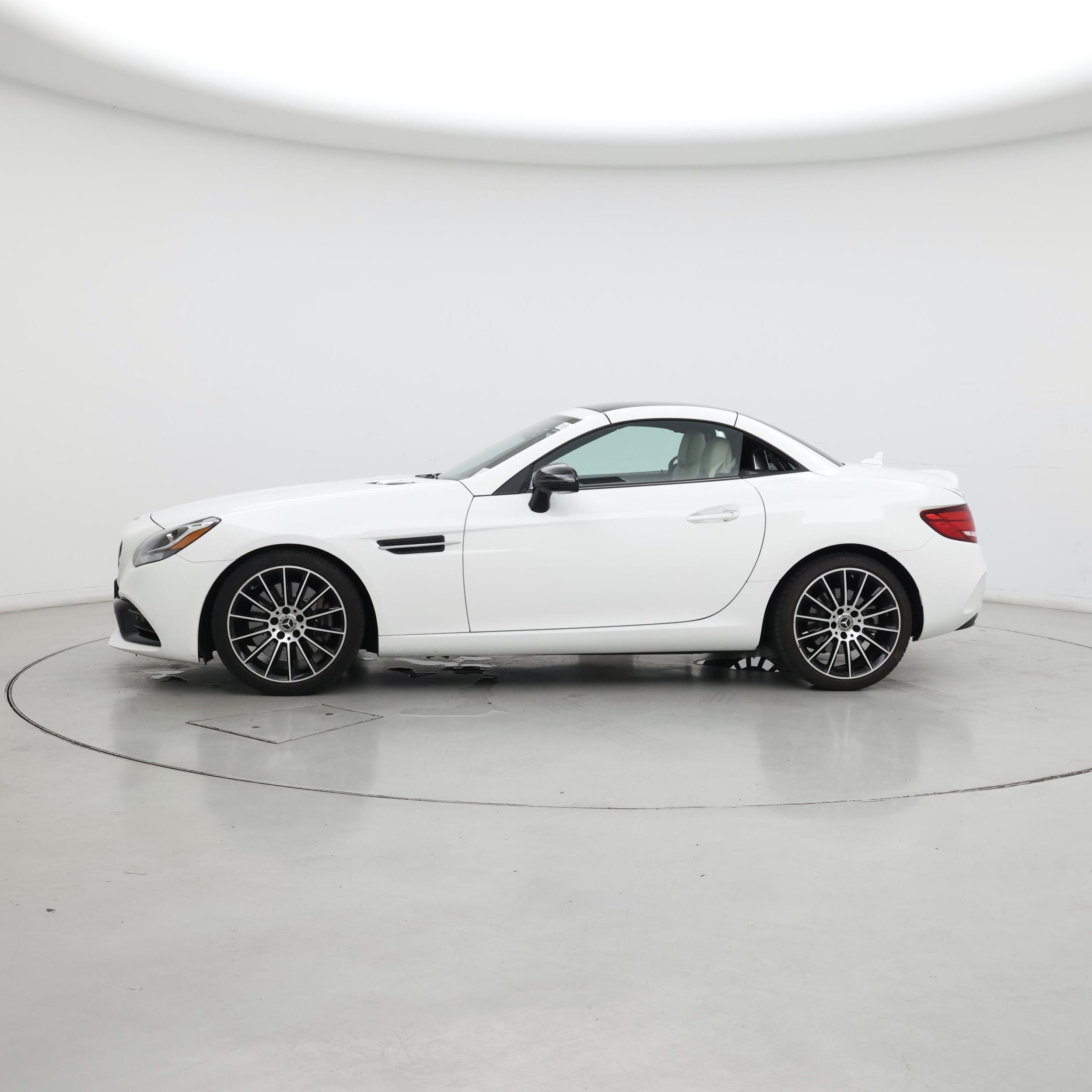 Thumbnail: 2019 Mercedes-Benz SLC - 3