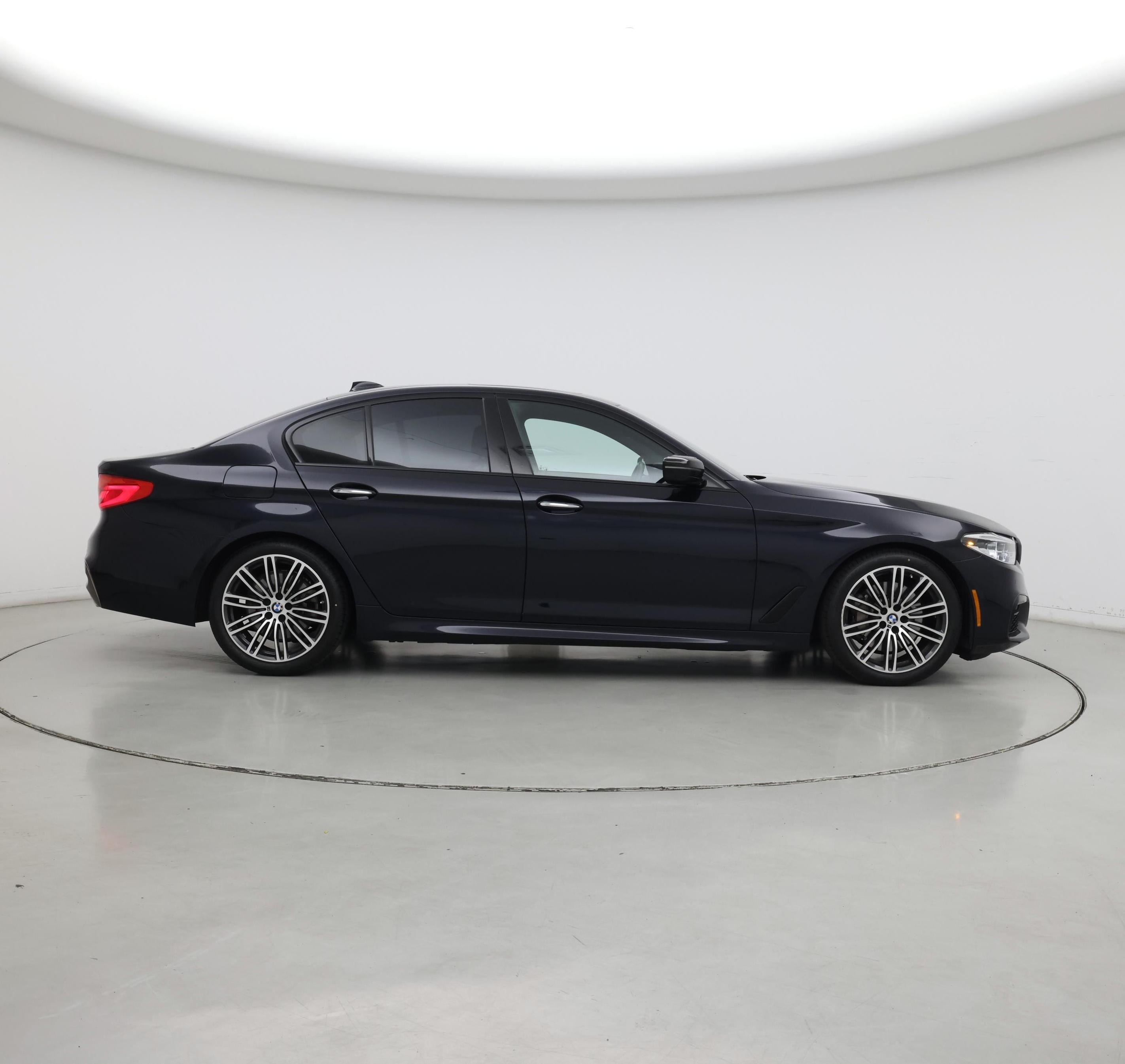 Thumbnail: 2017 BMW 5 Series - 7