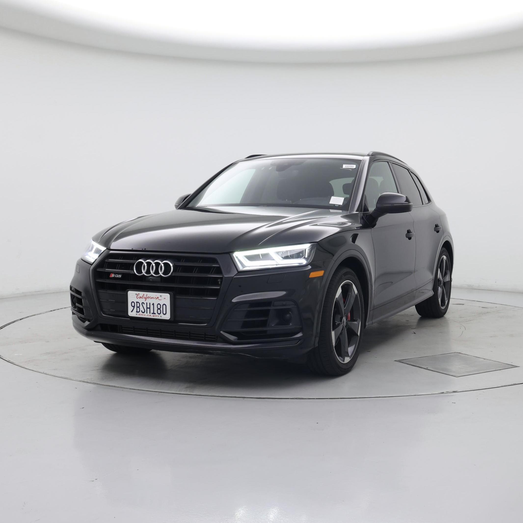 Thumbnail: 2020 Audi SQ5 - 4