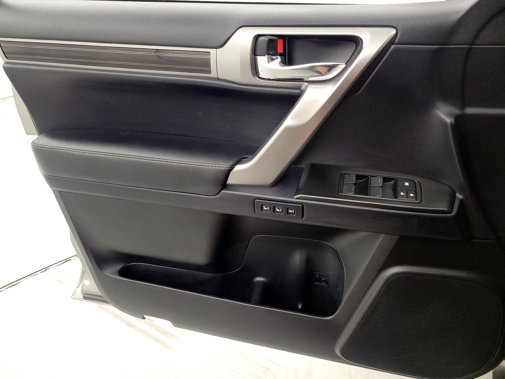 Thumbnail: 2022 Lexus GX - 12