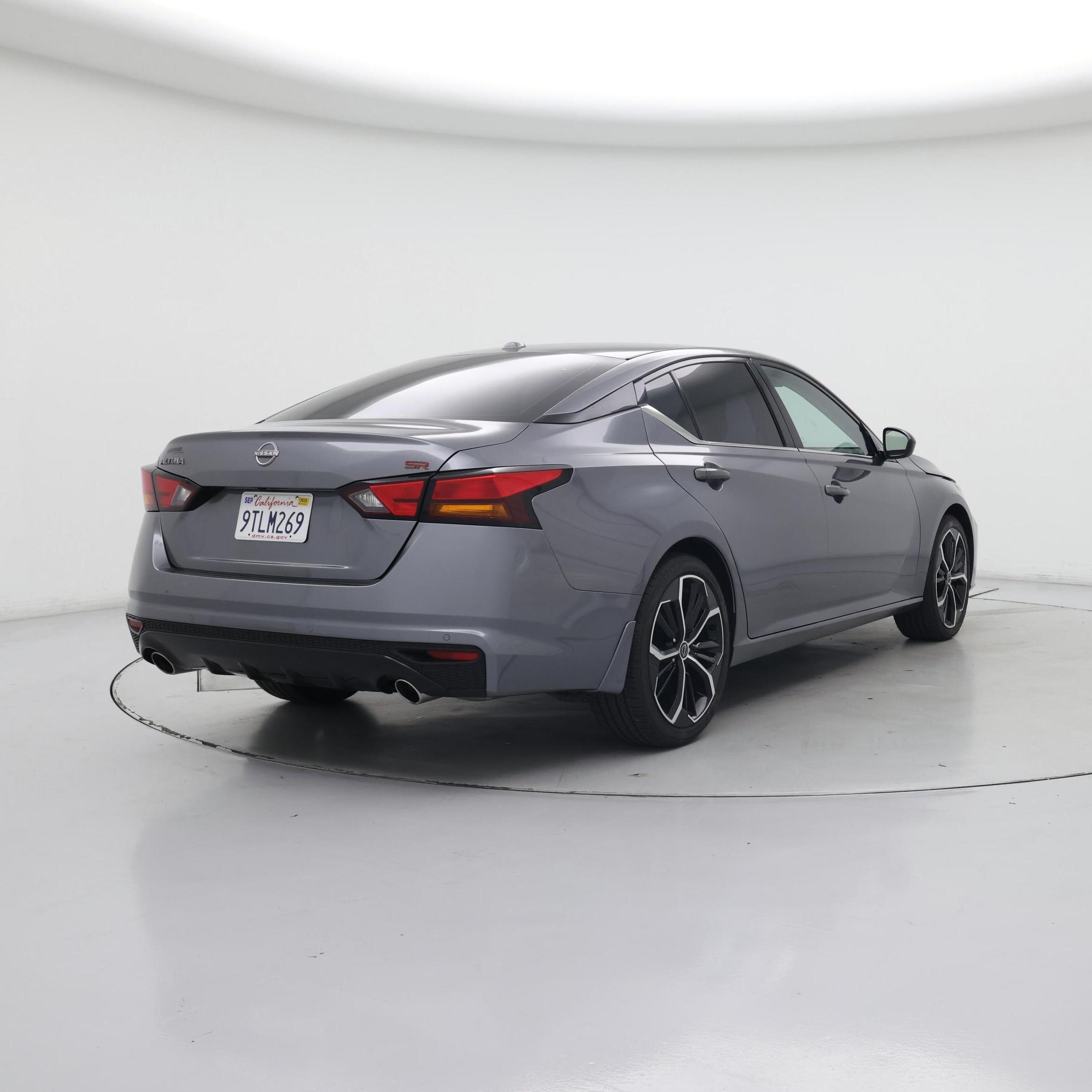 Thumbnail: 2023 Nissan Altima - 8