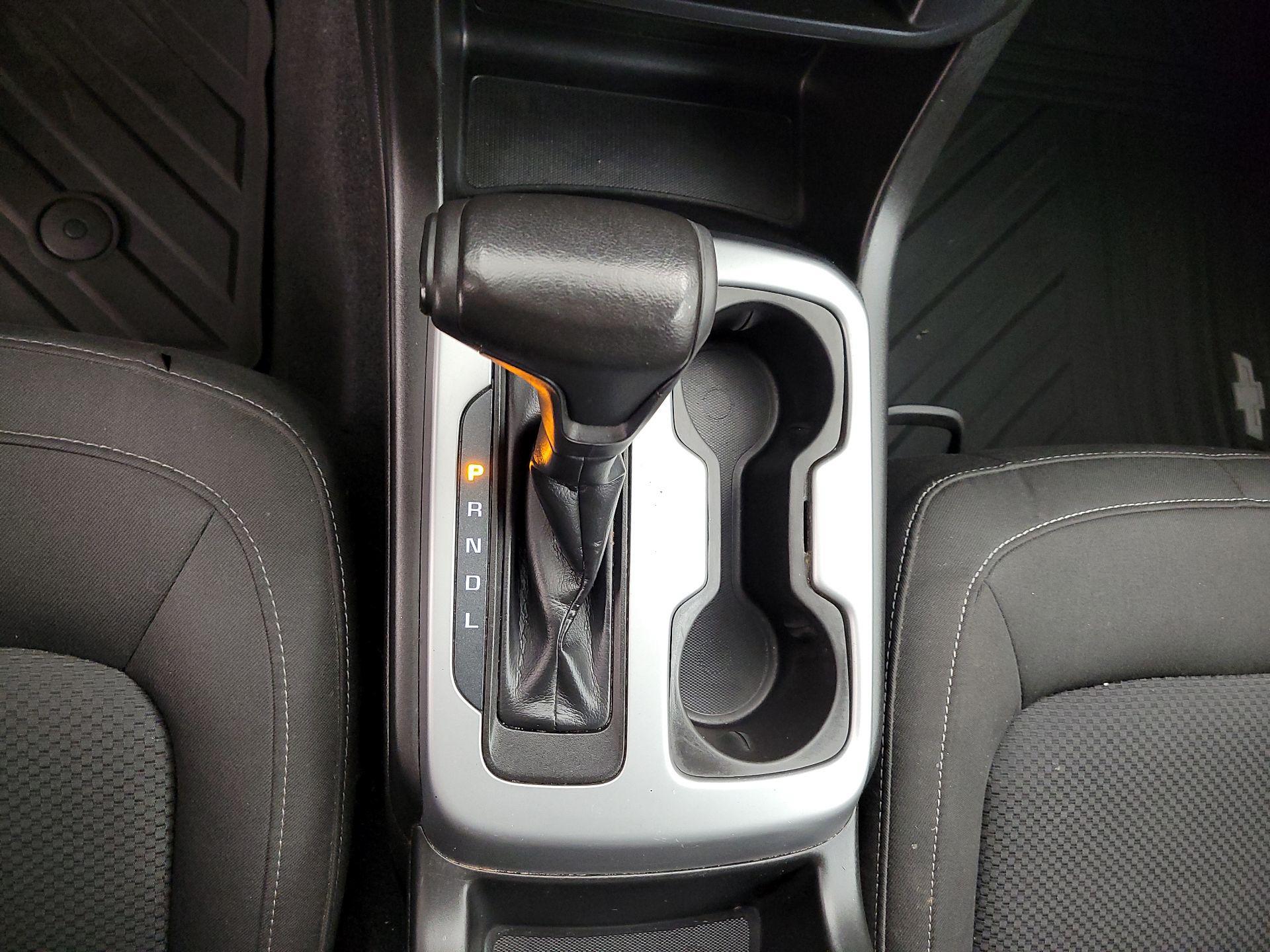 Thumbnail: 2021 Chevrolet Colorado - 17