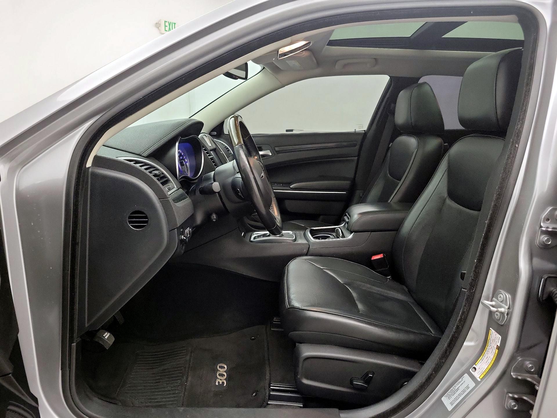 Thumbnail: 2016 Chrysler 300 - 11