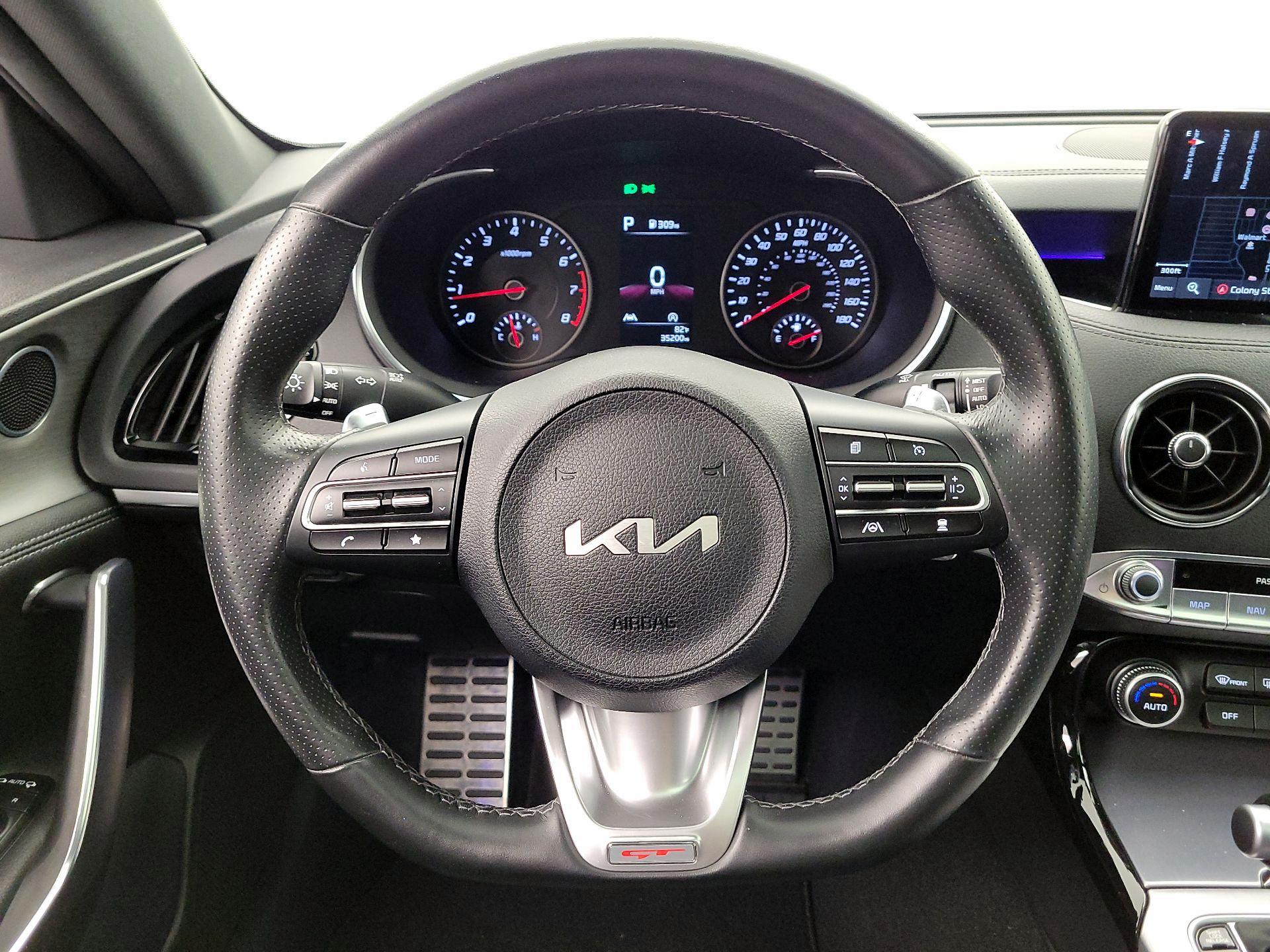 Thumbnail: 2022 Kia Stinger - 10