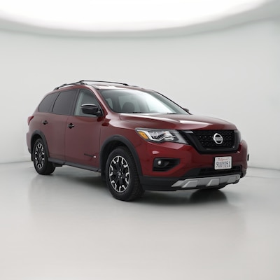 2020 Nissan Pathfinder SV