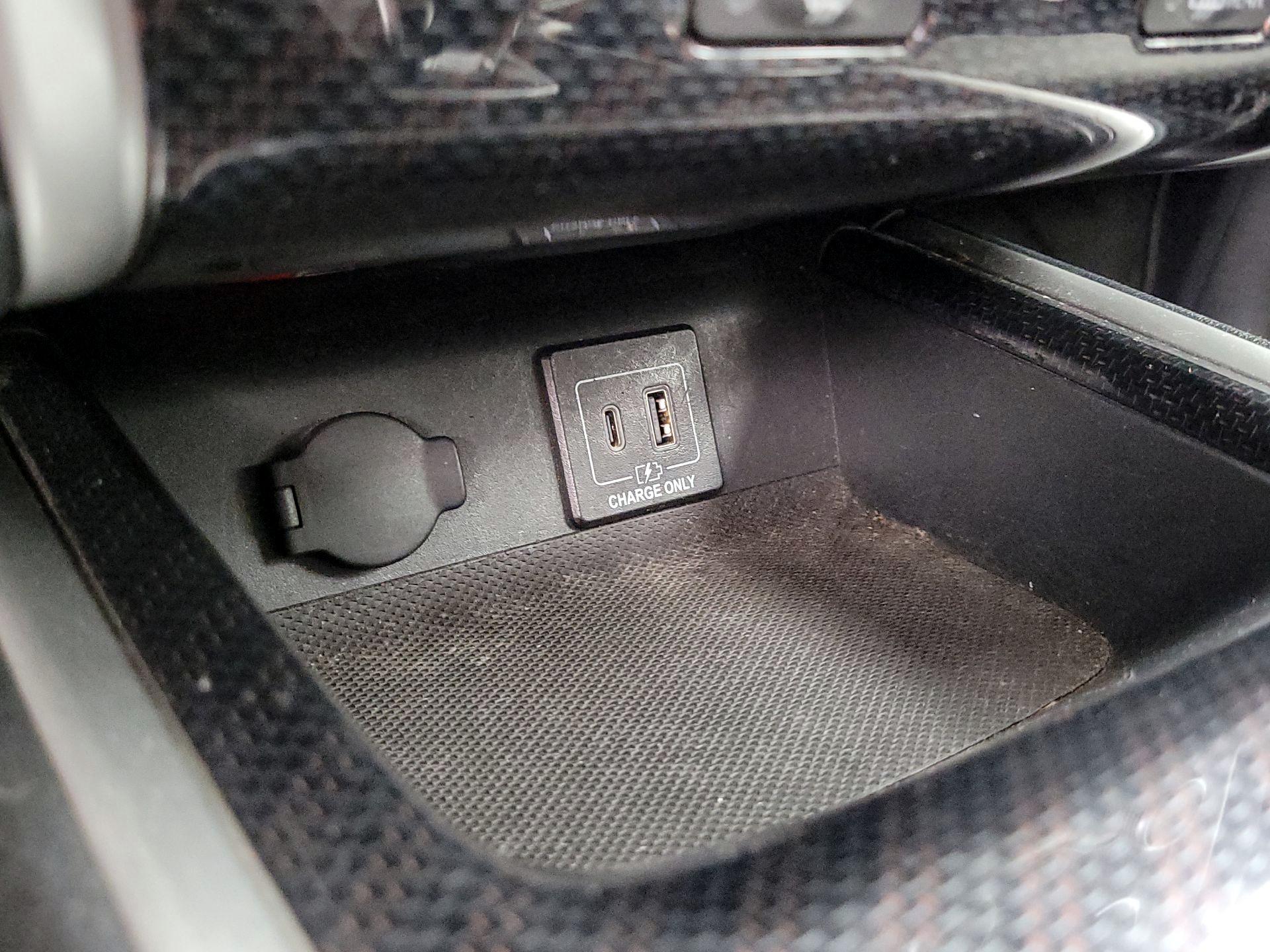 Thumbnail: 2020 Nissan Pathfinder - 18