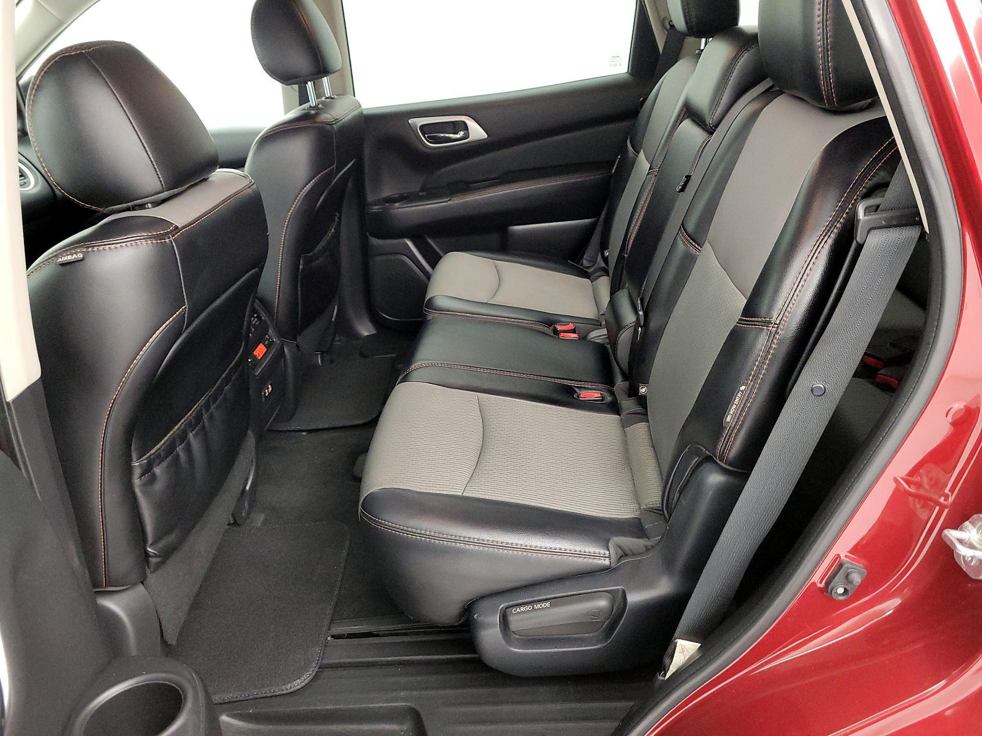 Thumbnail: 2020 Nissan Pathfinder - 19