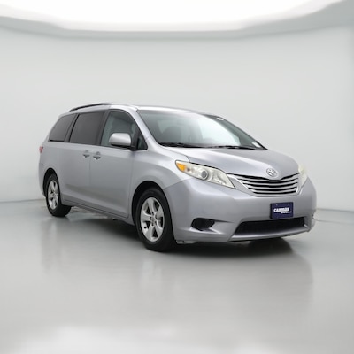 Silver 2015 Toyota Sienna LE