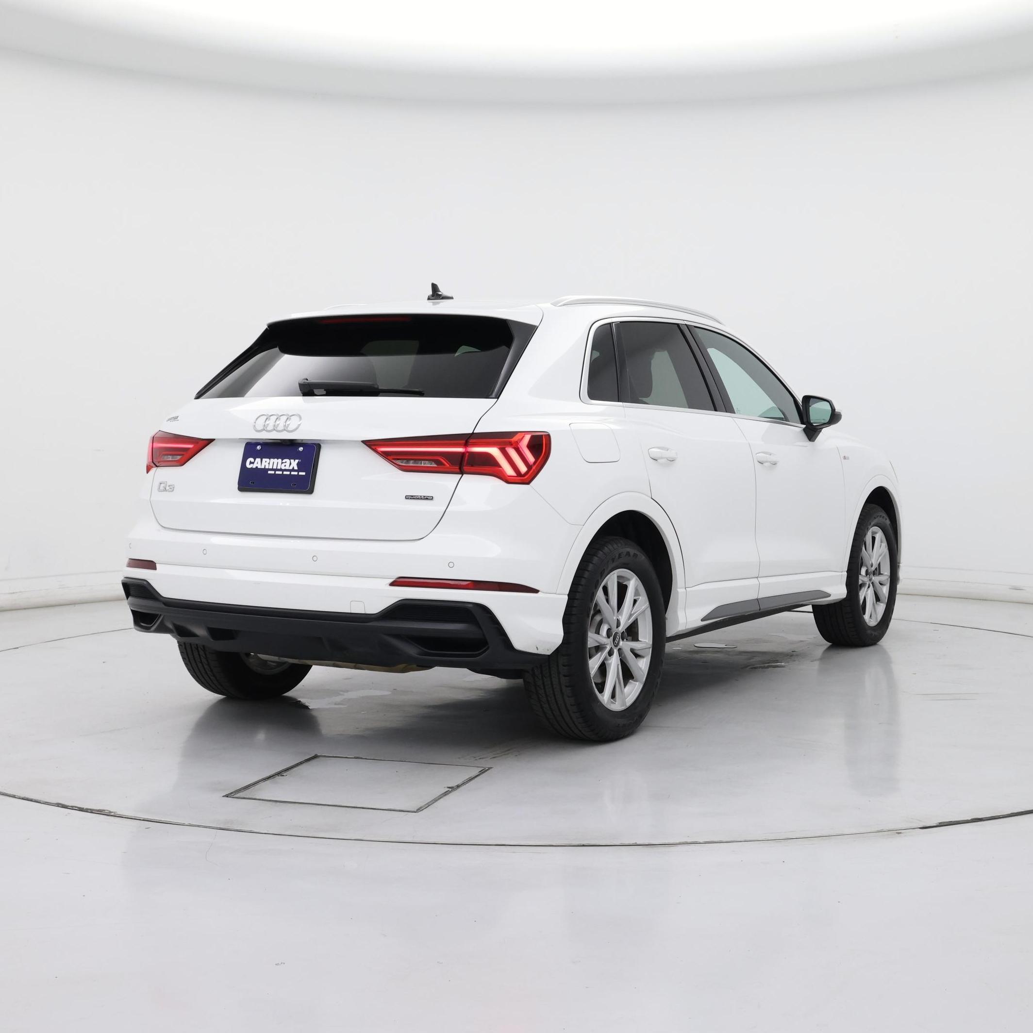Thumbnail: 2021 Audi Q3 - 8