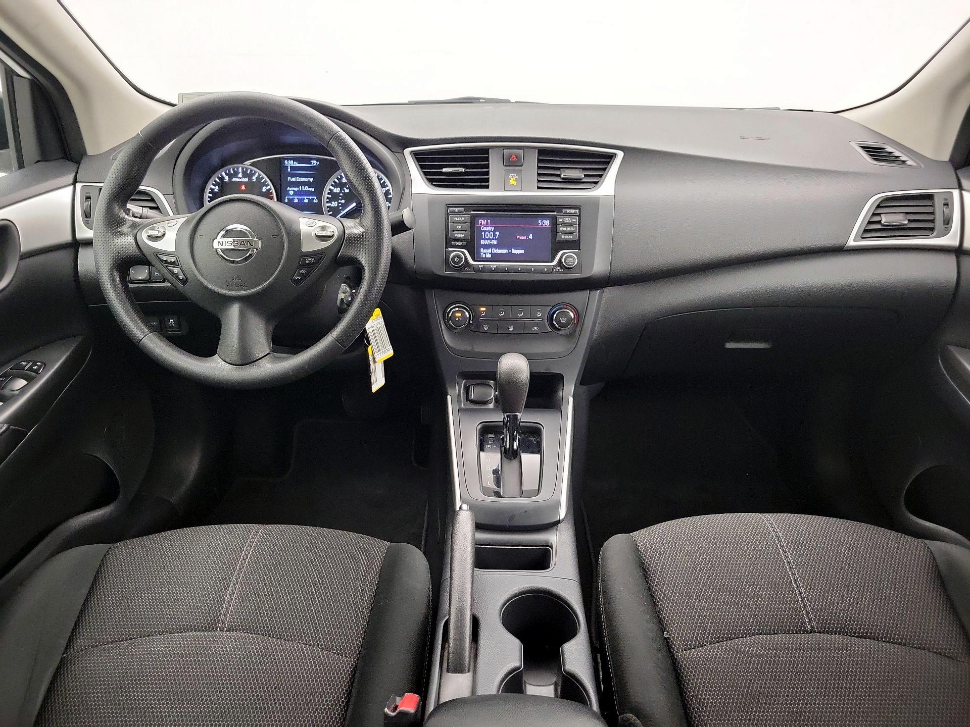 Thumbnail: 2018 Nissan Sentra - 9