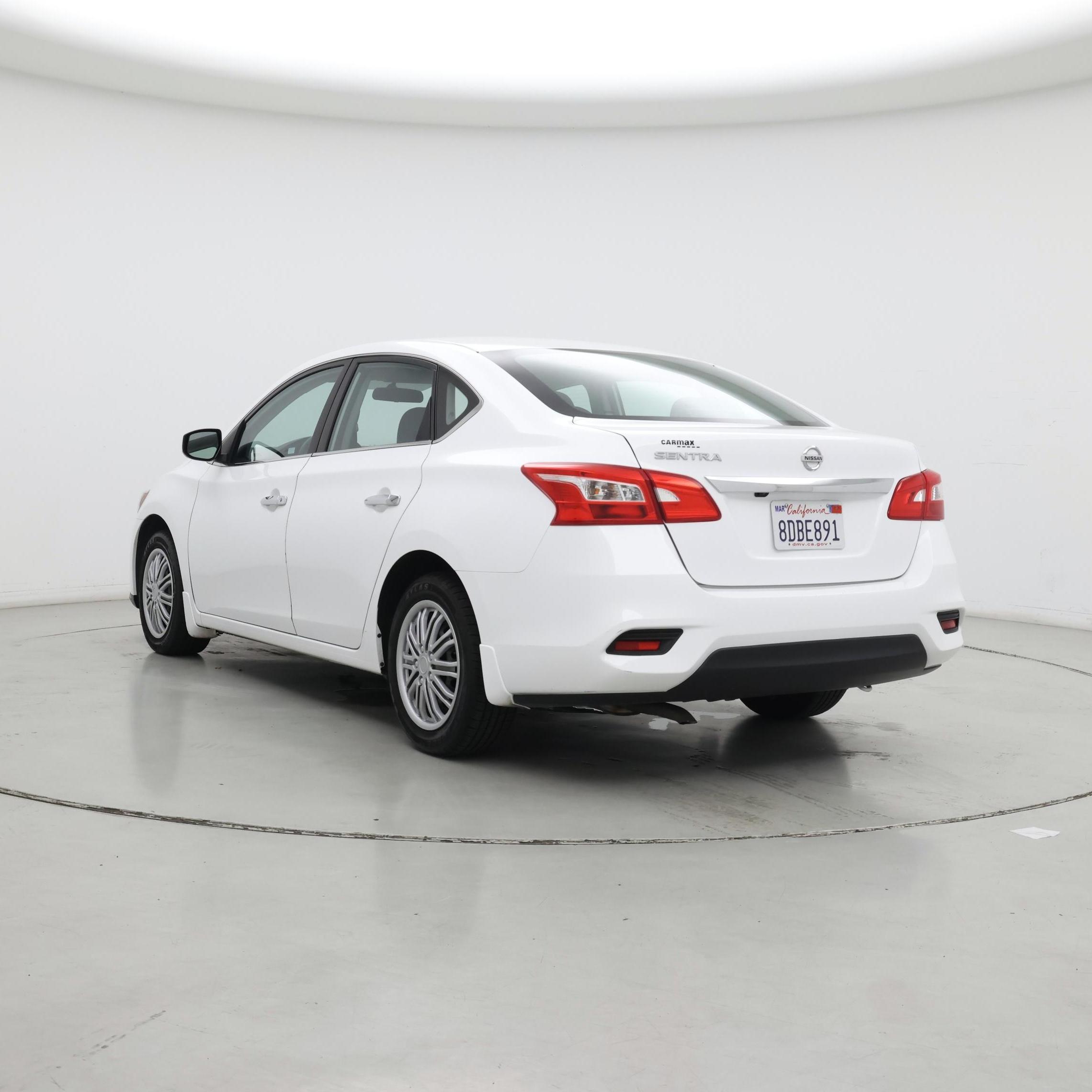 Thumbnail: 2018 Nissan Sentra - 2