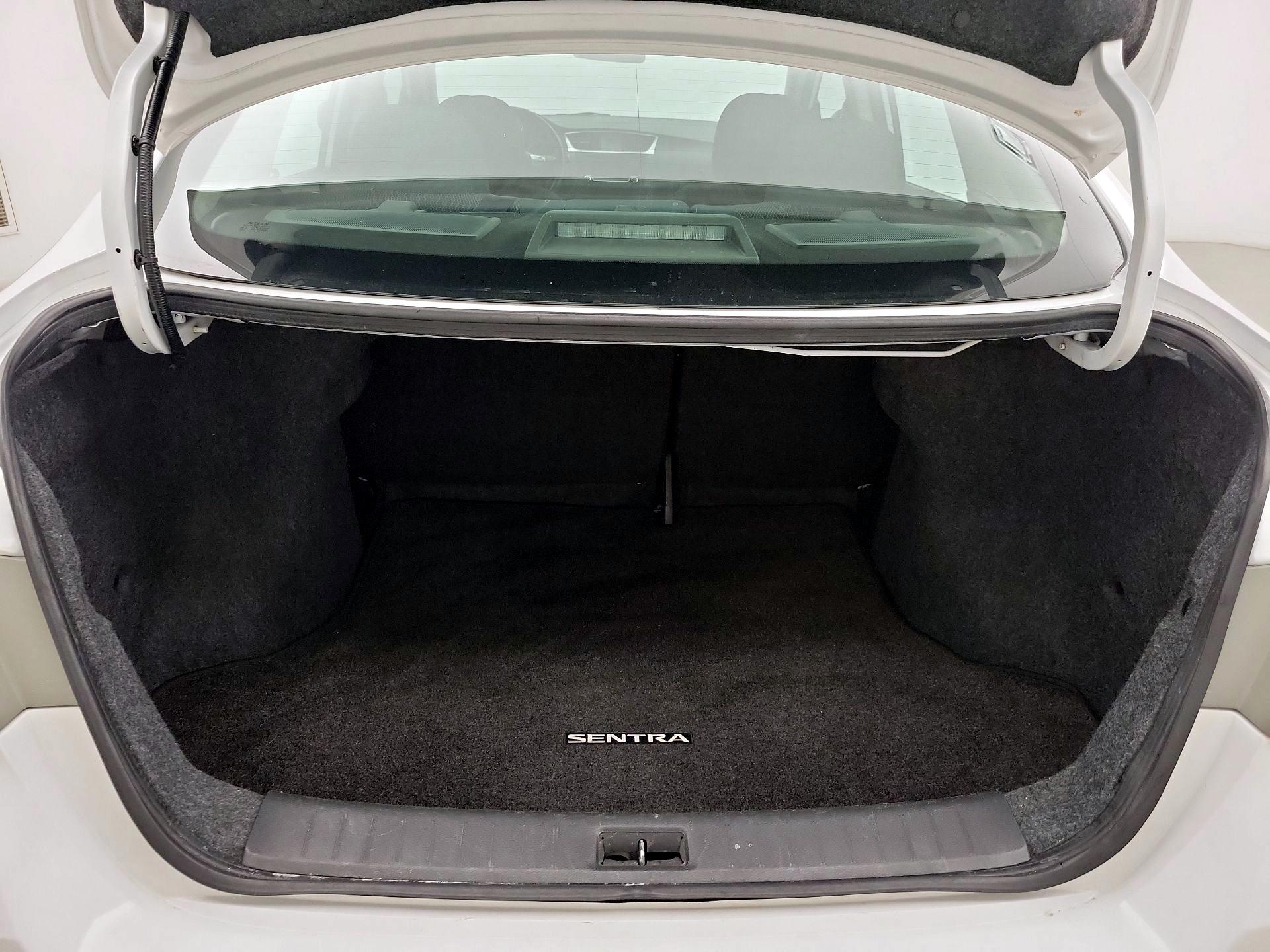 Thumbnail: 2018 Nissan Sentra - 20