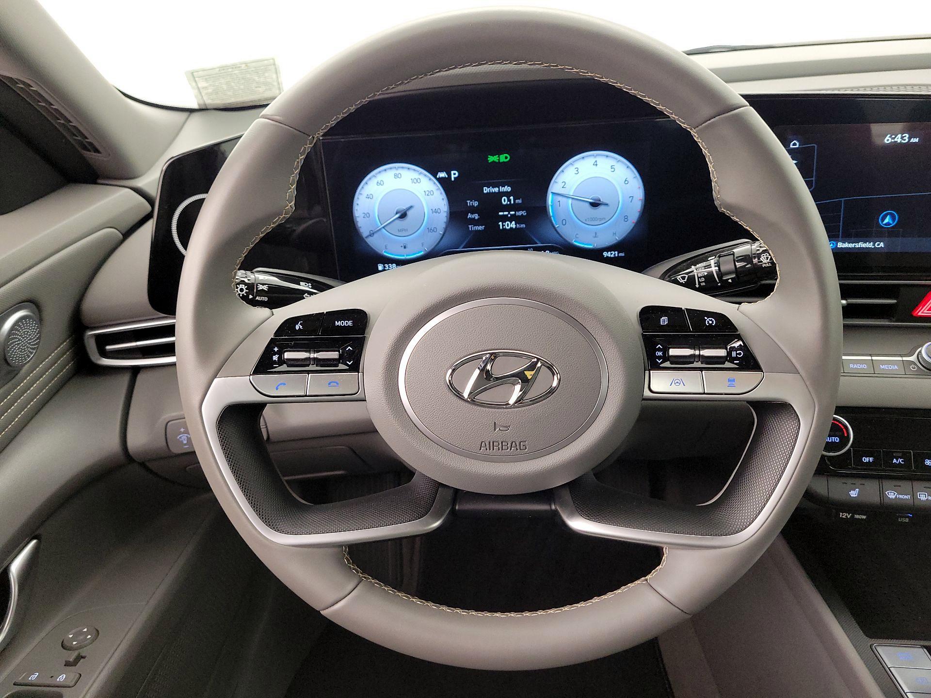 Thumbnail: 2023 Hyundai Elantra - 10