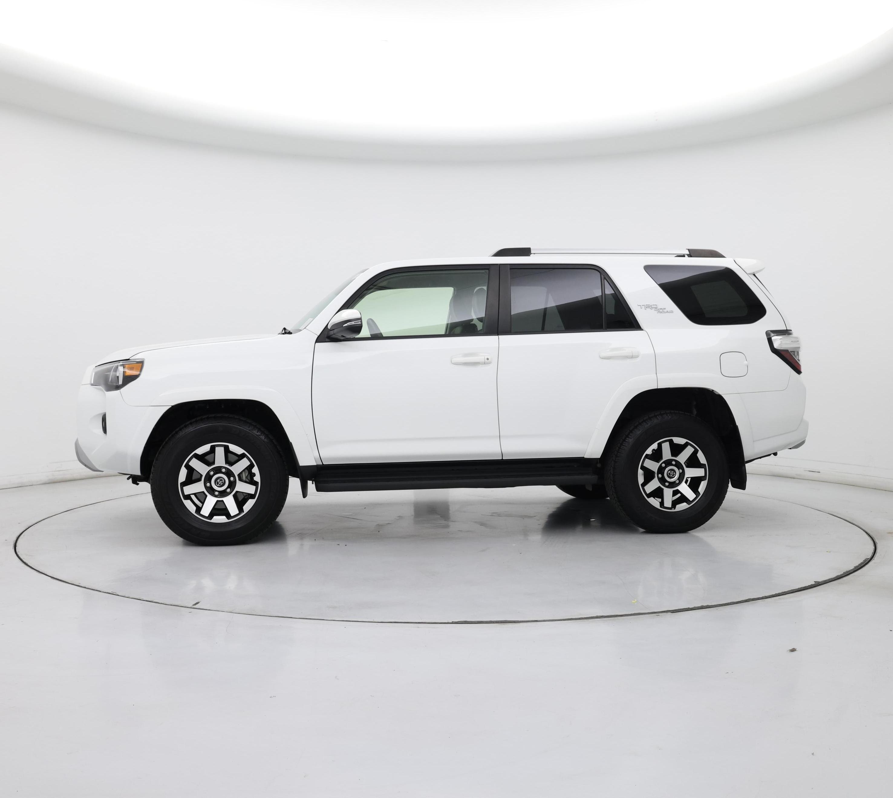 Thumbnail: 2023 Toyota 4Runner - 3