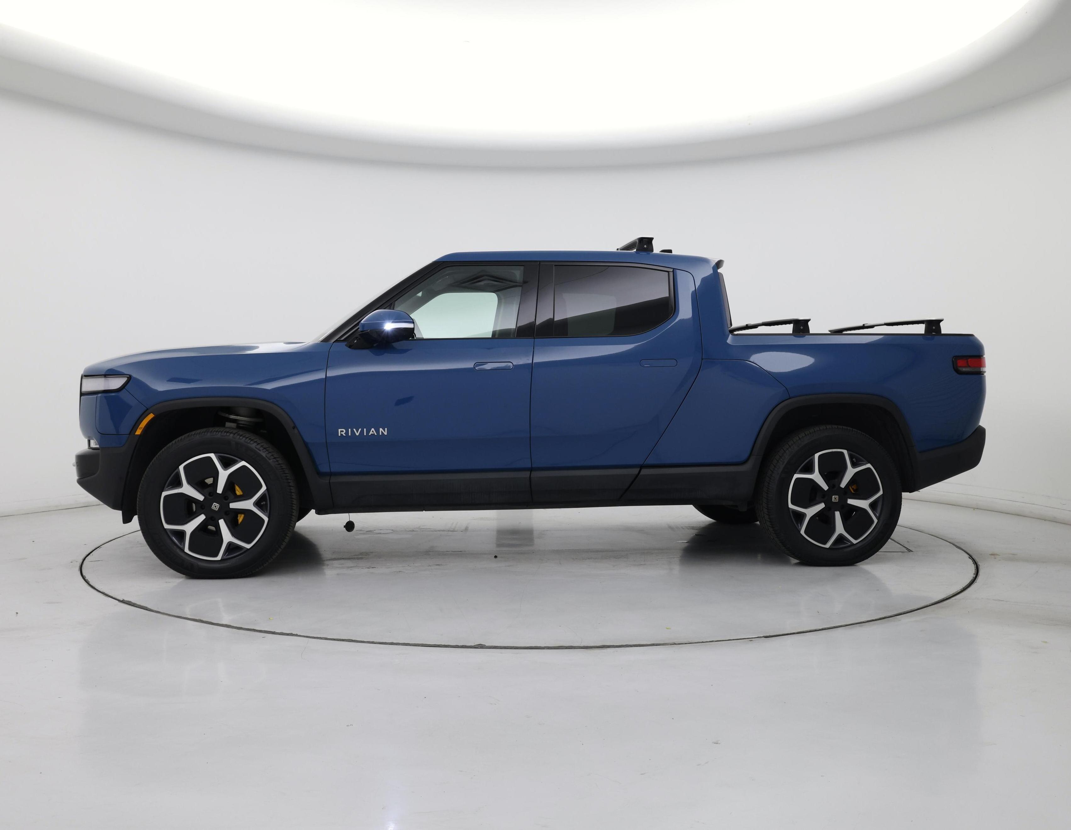 Thumbnail: 2022 Rivian R1T - 3