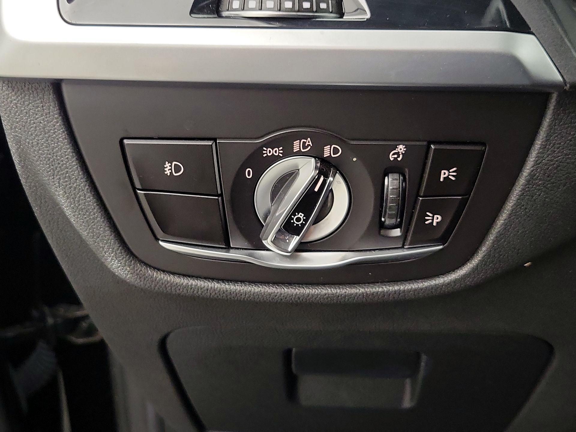 Thumbnail: 2019 BMW X3 - 13