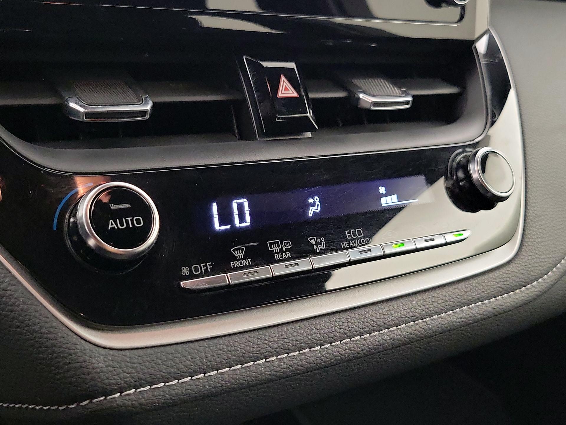 Thumbnail: 2019 Toyota Corolla - 16