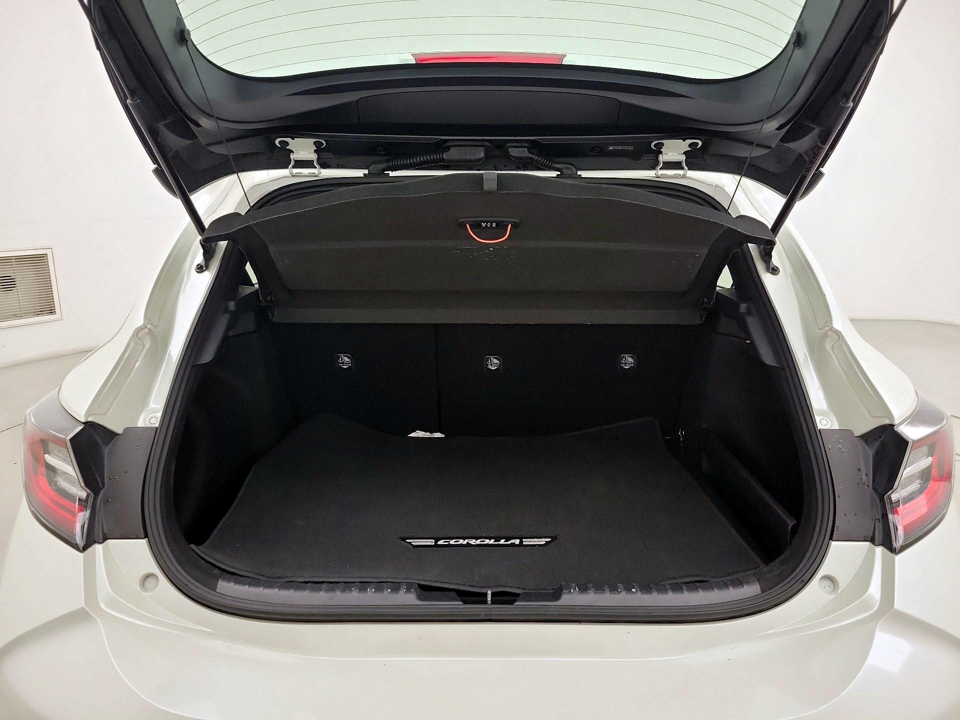 Thumbnail: 2019 Toyota Corolla - 20