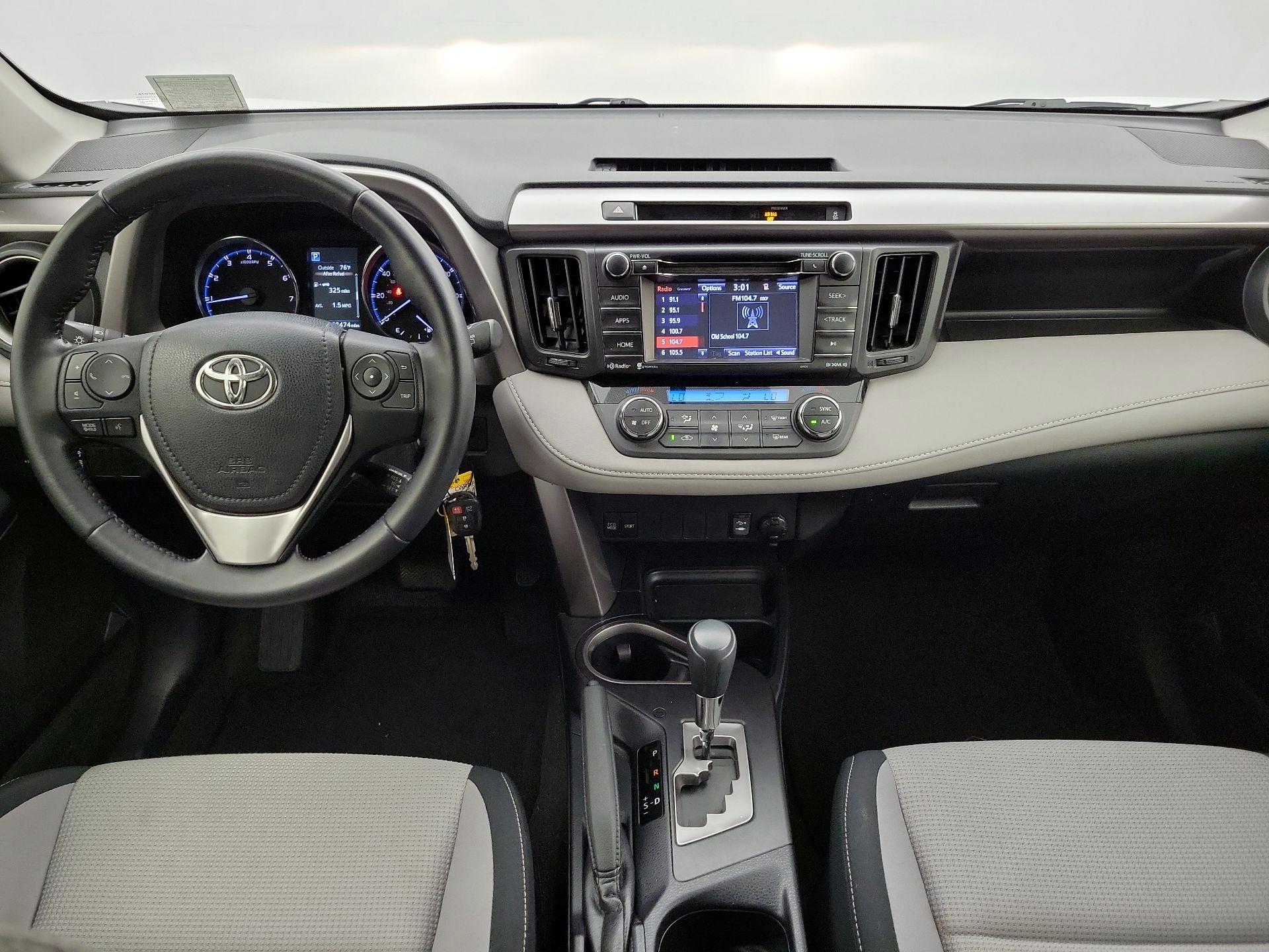Thumbnail: 2016 Toyota RAV4 - 9