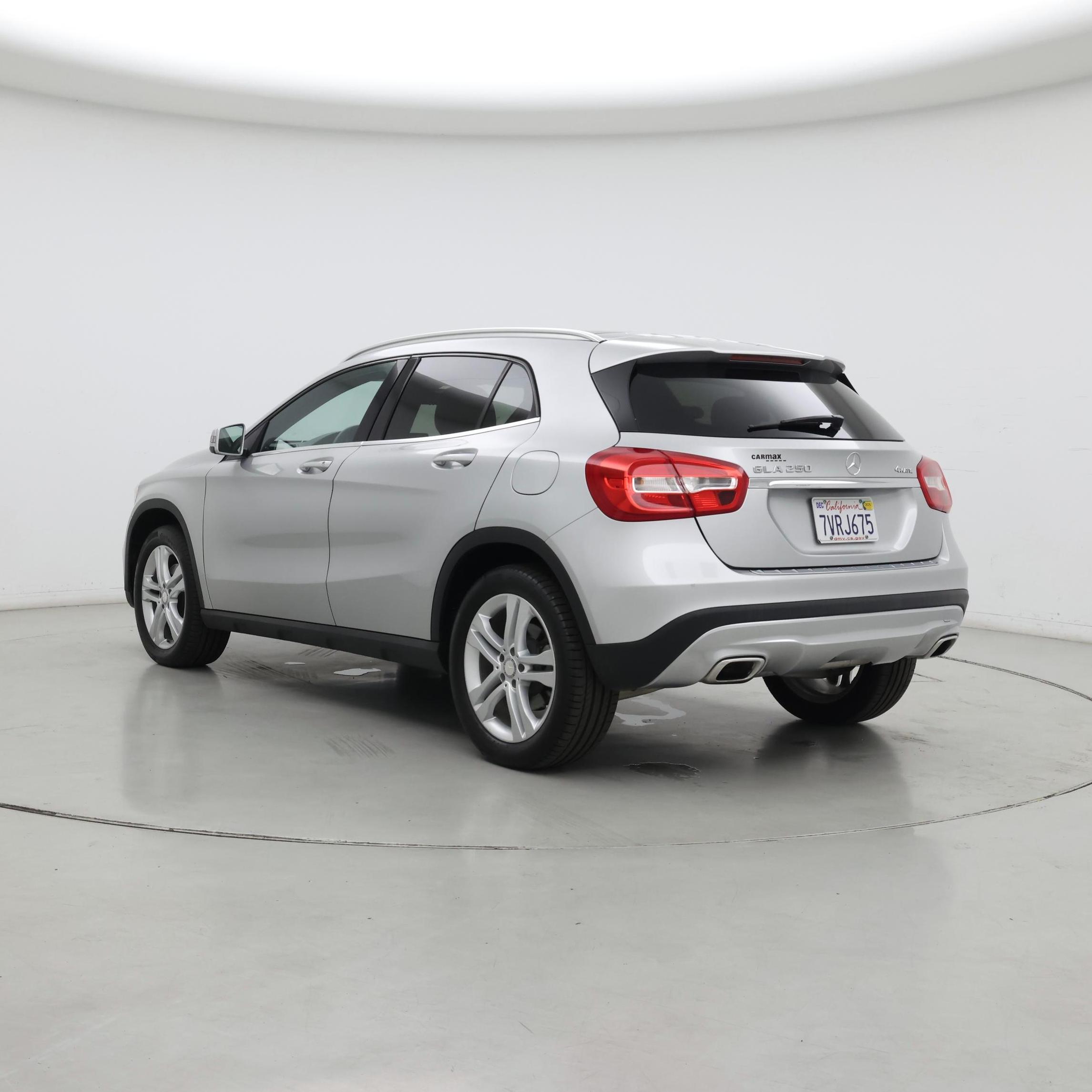Thumbnail: 2017 Mercedes-Benz GLA - 2