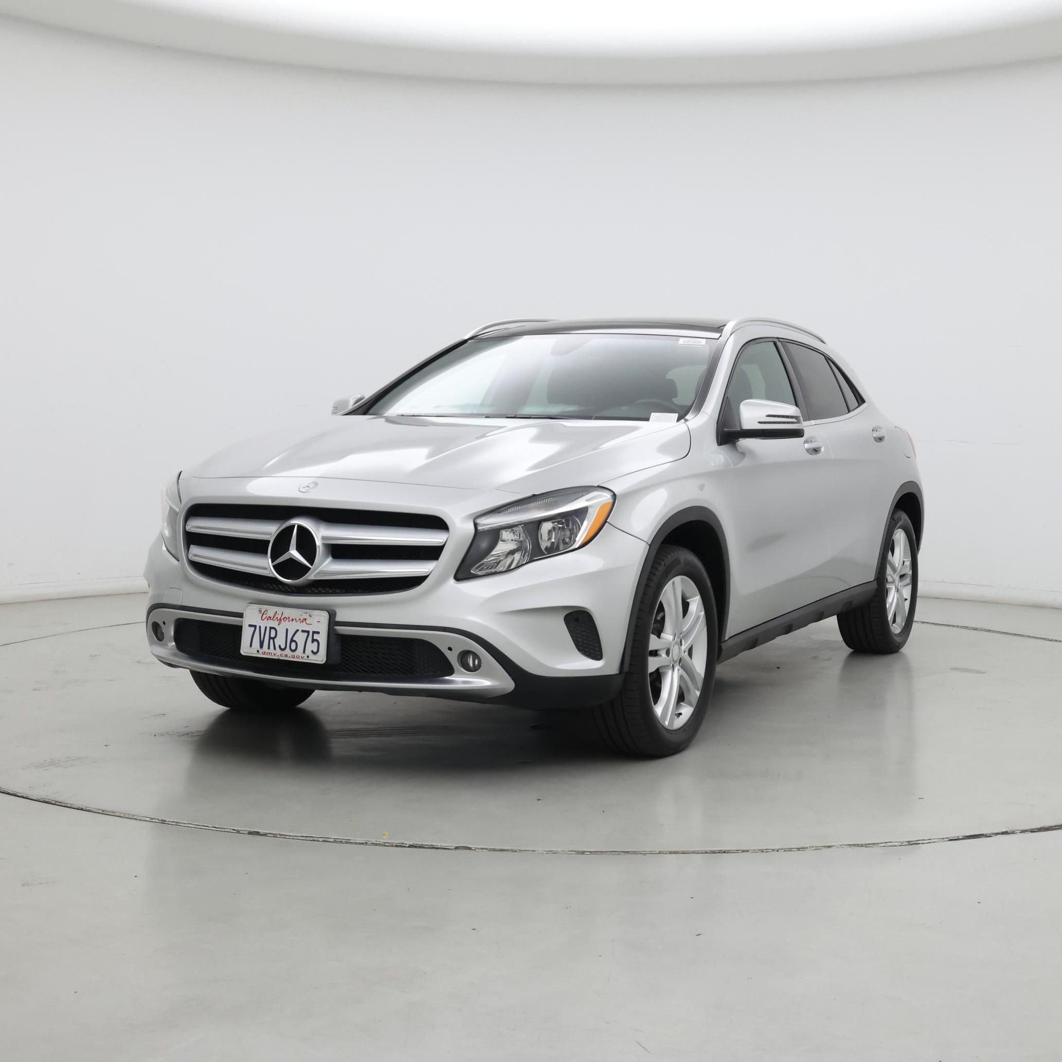 Thumbnail: 2017 Mercedes-Benz GLA - 4