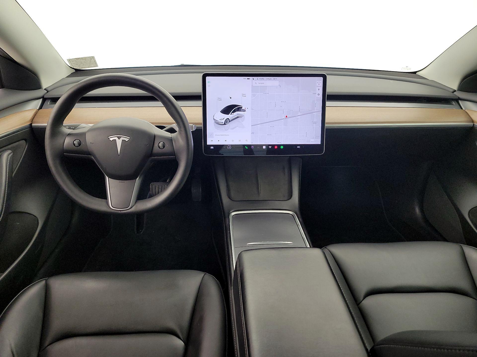 Thumbnail: 2022 Tesla Model 3 - 9