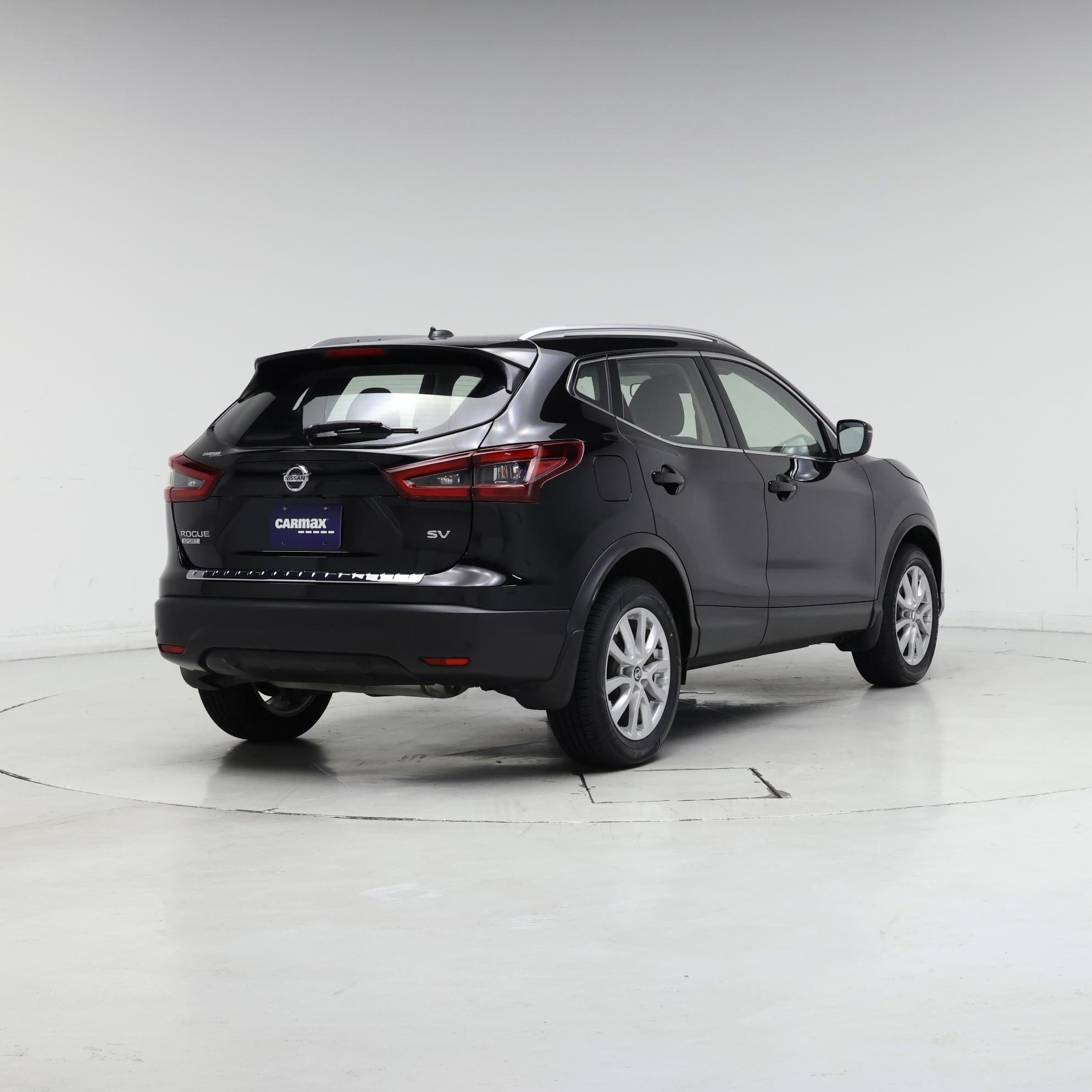 Thumbnail: 2022 Nissan Rogue Sport - 8