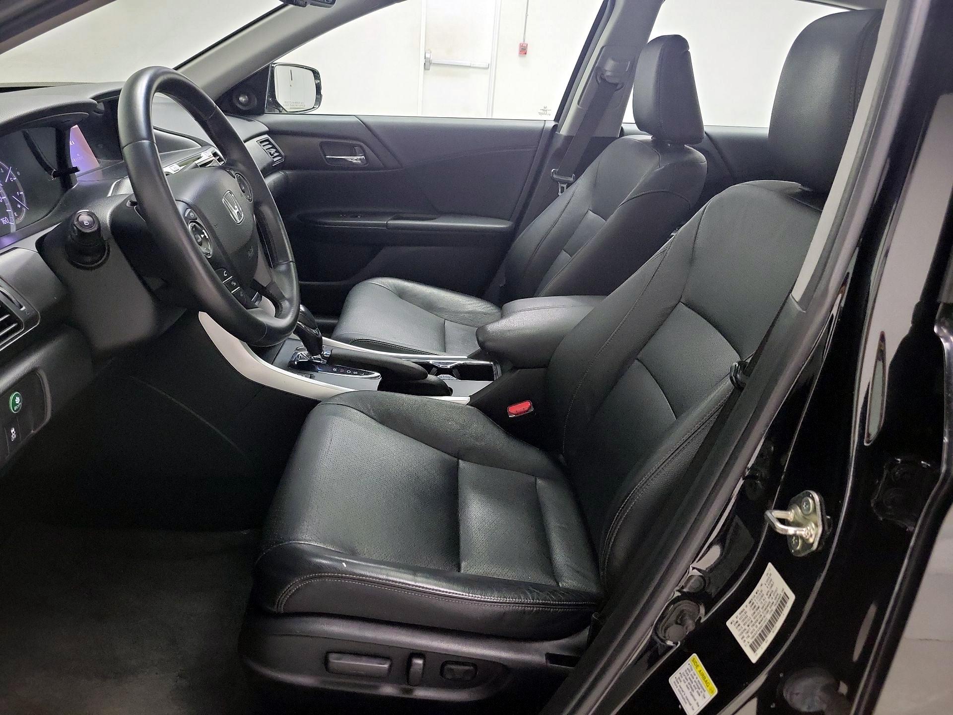 Thumbnail: 2013 Honda Accord - 11