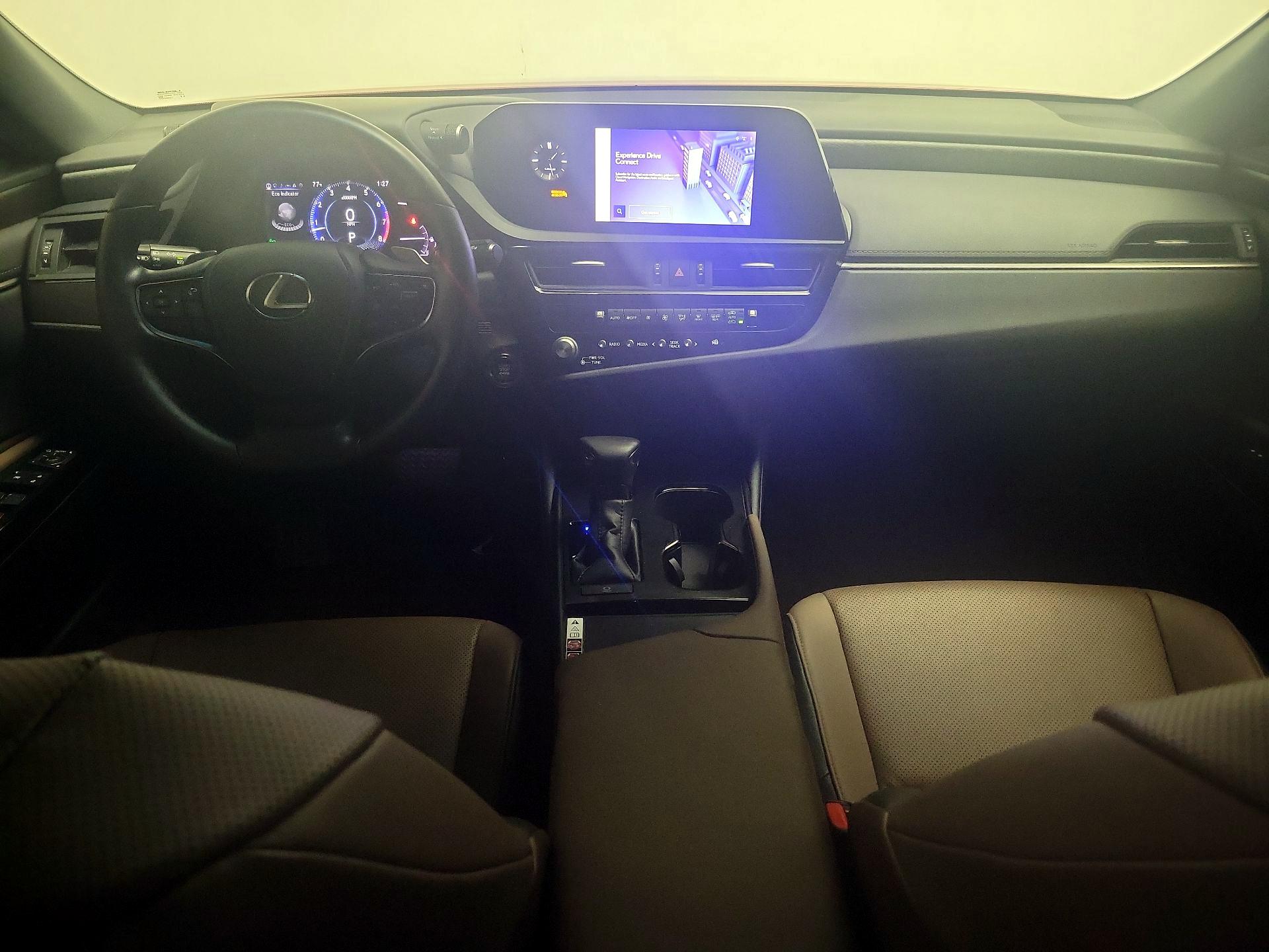 Thumbnail: 2024 Lexus ES - 9