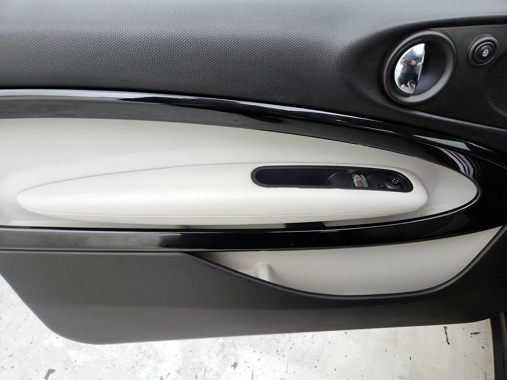 Thumbnail: 2015 MINI Cooper Paceman - 12