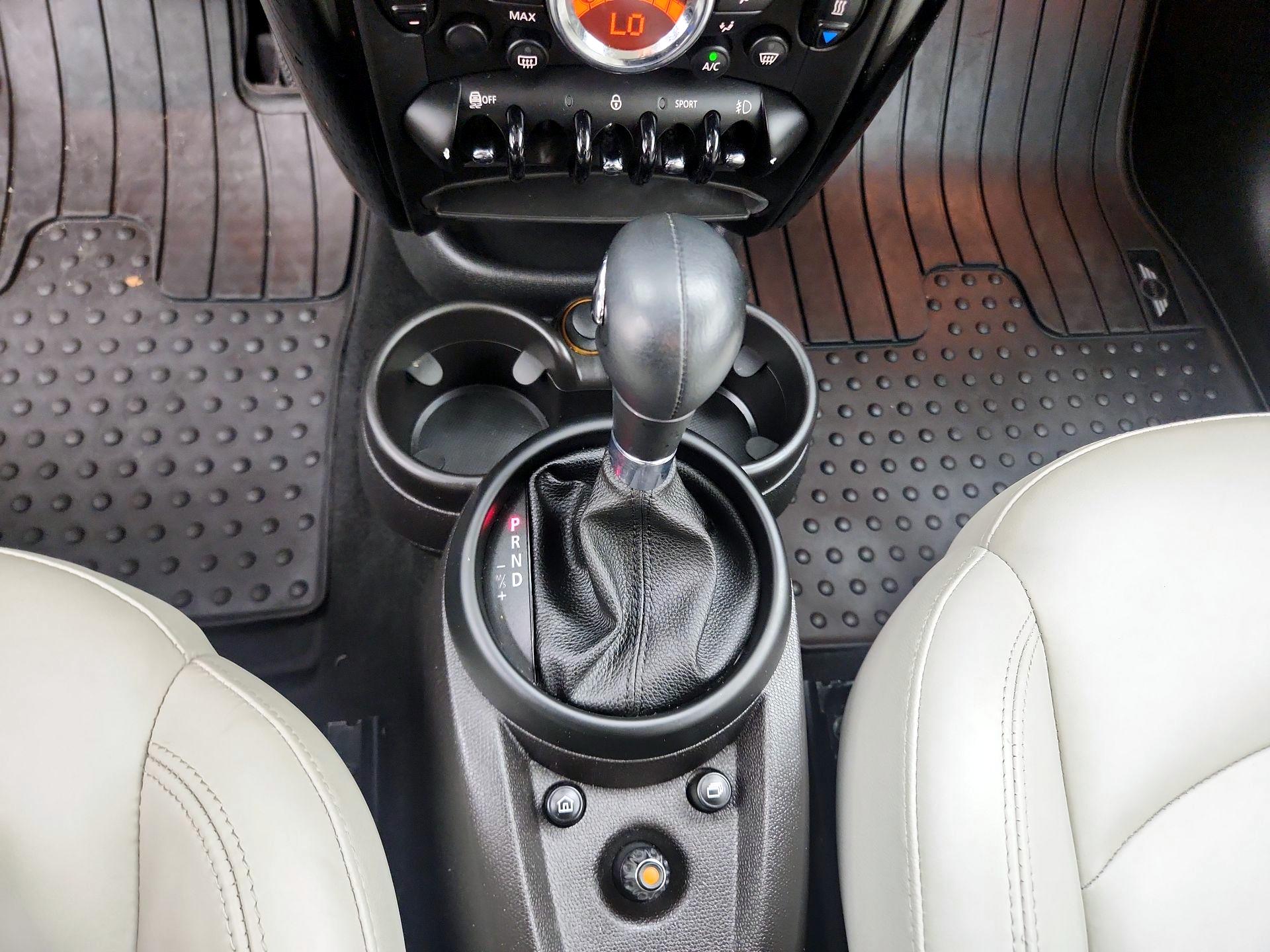 Thumbnail: 2015 MINI Cooper Paceman - 16