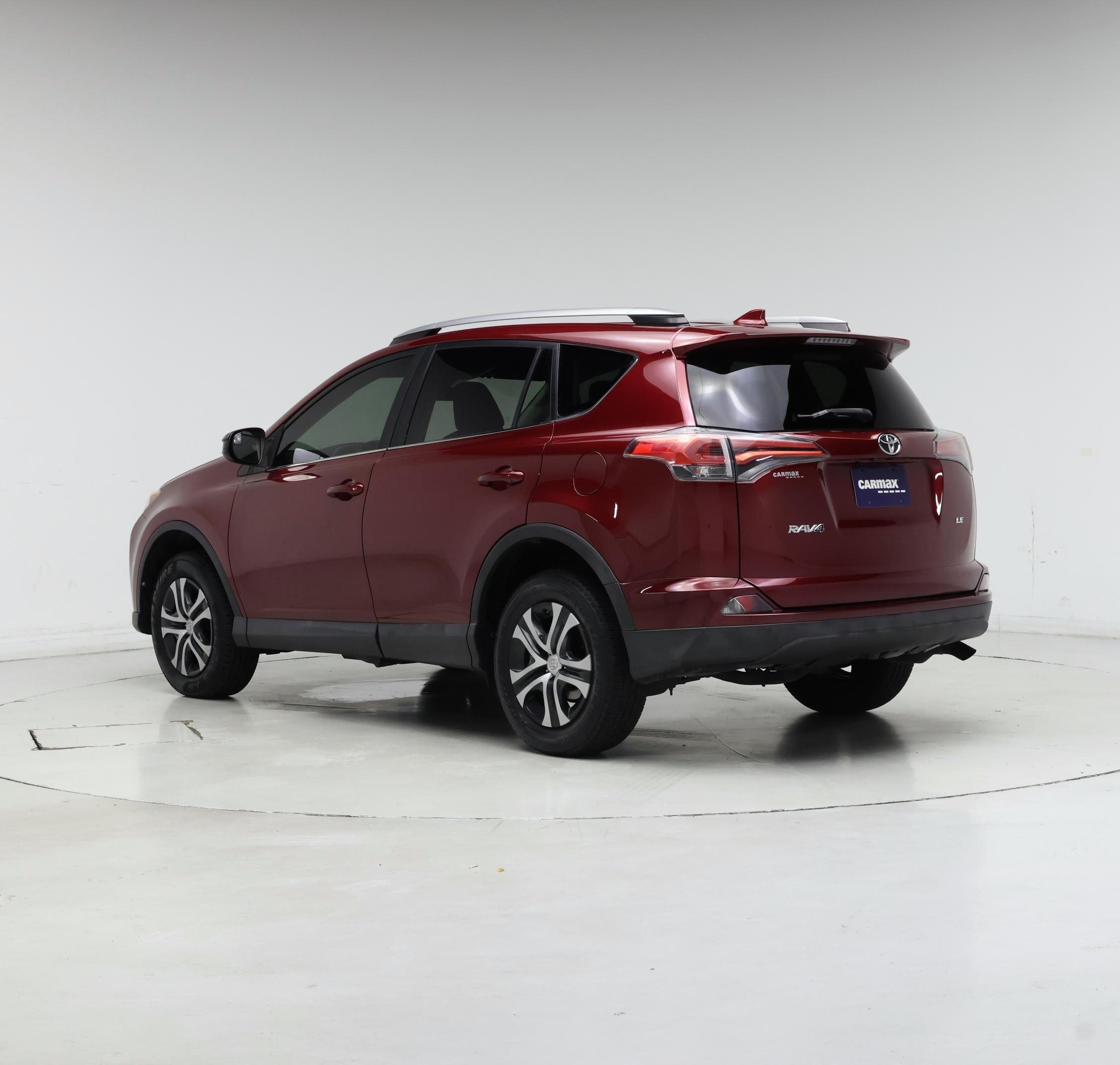 Thumbnail: 2018 Toyota RAV4 - 2