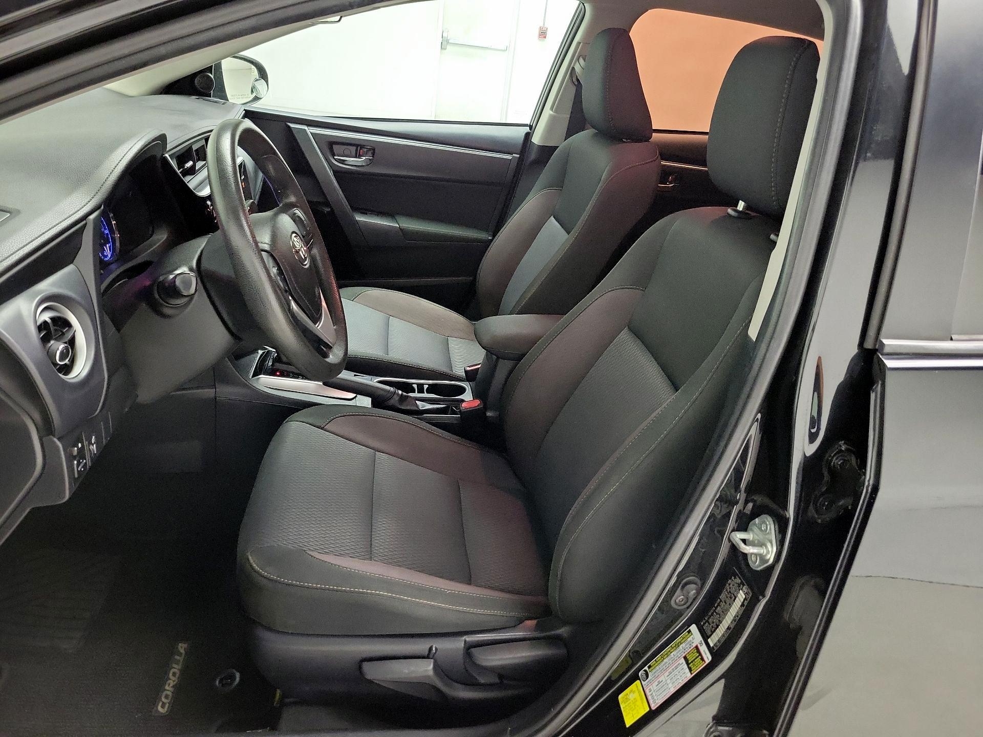 Thumbnail: 2017 Toyota Corolla - 11