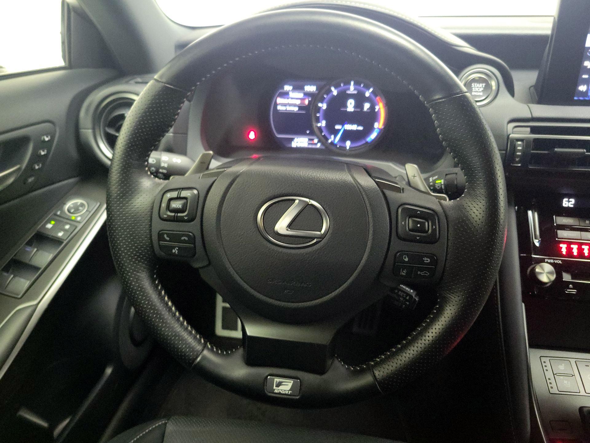 Thumbnail: 2023 Lexus IS - 10