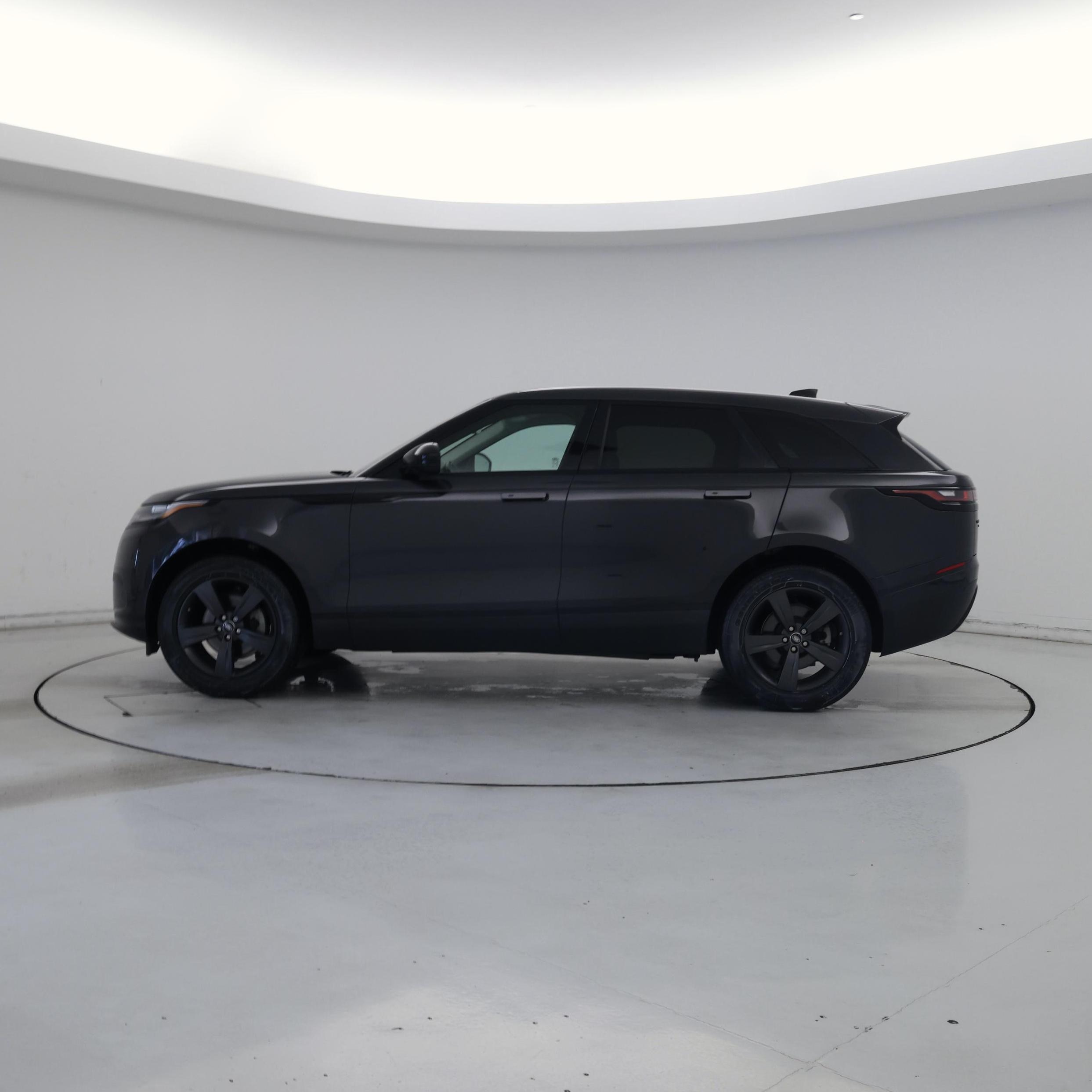 Thumbnail: 2020 Land Rover Range Rover Velar - 3