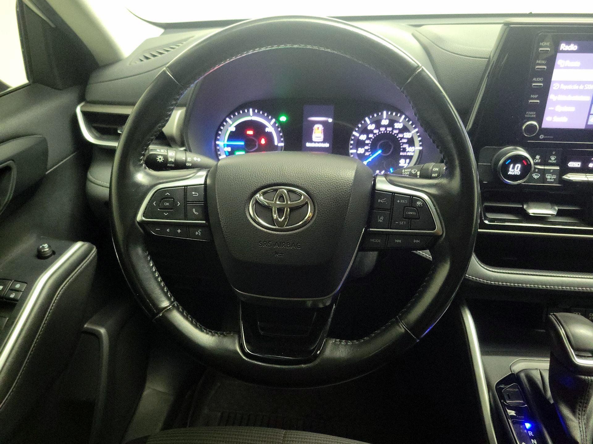 Thumbnail: 2021 Toyota Highlander - 10